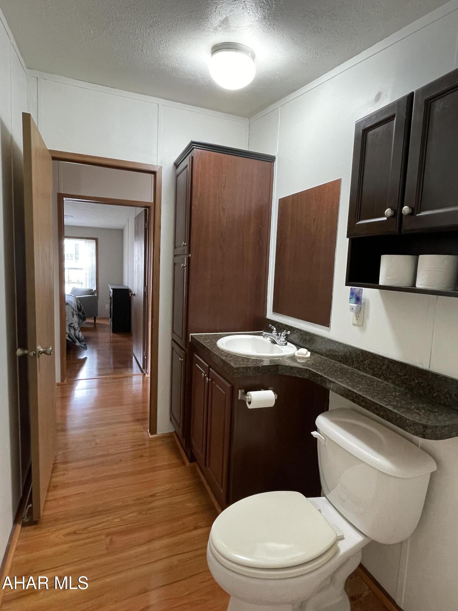 Laurel Woods - Residential