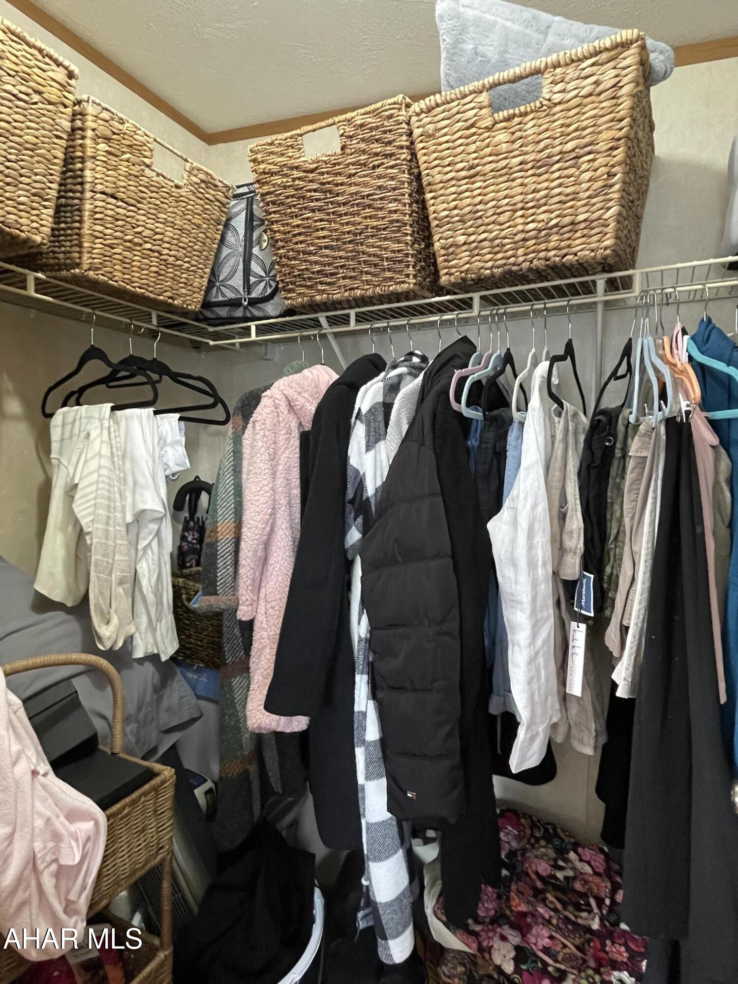 Laurel Woods - Residential