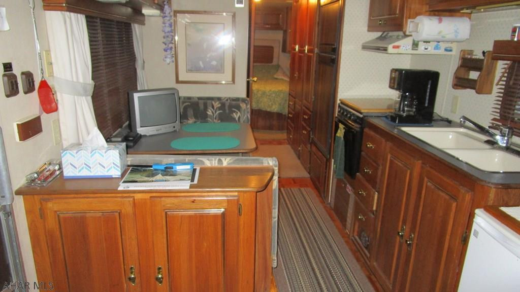 Glendale Yearound - Residential