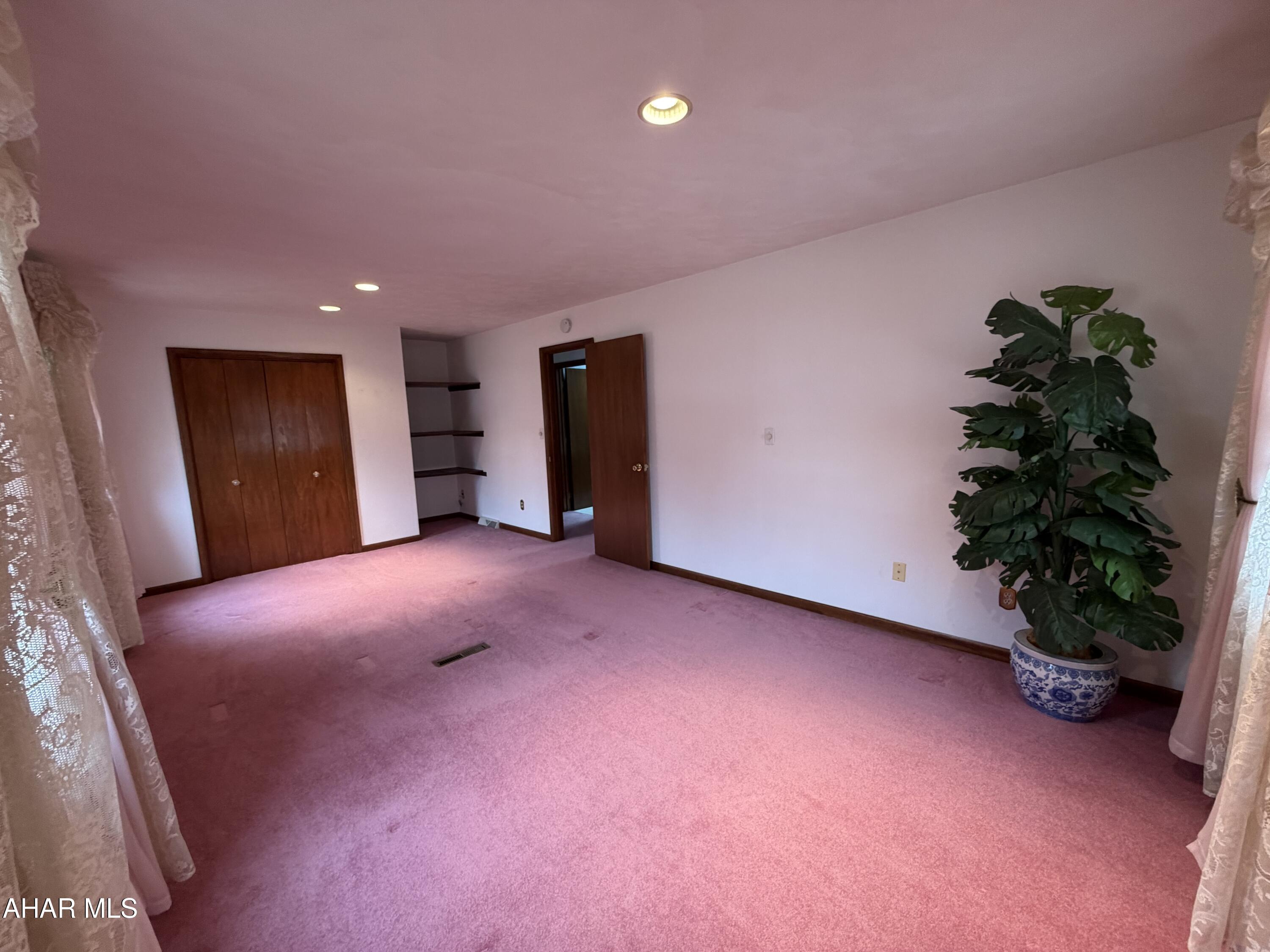 Belaire Estate - Residential