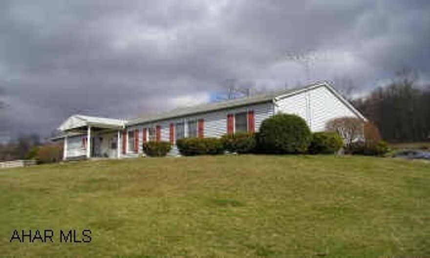 "Dutch Corner" location. Spacious home. Nice view. Ranch home attached 1 car garage. Fresh interior paint. Full basement. Porches.