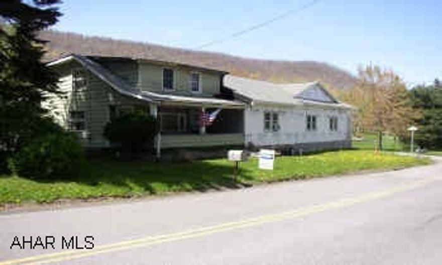 LOCATION, LOCATION! 1.5 STORY HOME, 2BR, 1BA ON LARGE LOT (INCLUDES ADDTL LOT 14-7A 9-1).  LOT DIMENSIONS 95'(REAR OF HOUSE) X 59'(ON LEFT SIDE) X 97'(AVALON ROAD SIDE) X 58' (INGHAM ROAD SIDE).   3 ZONE HEAT, SIDING, ROOF SHINGLES ON PREMISES TO FINISH.  30X36 HEATED GARAGE. "AS IS" EASY TO SHOW.  CALL CRYSTAL X164.