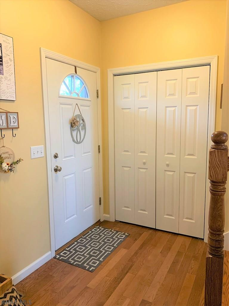 Hawthorne Manor - Residential