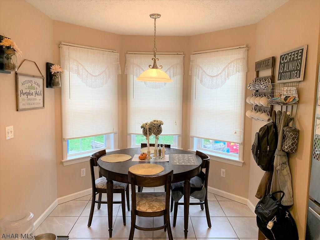 Hawthorne Manor - Residential