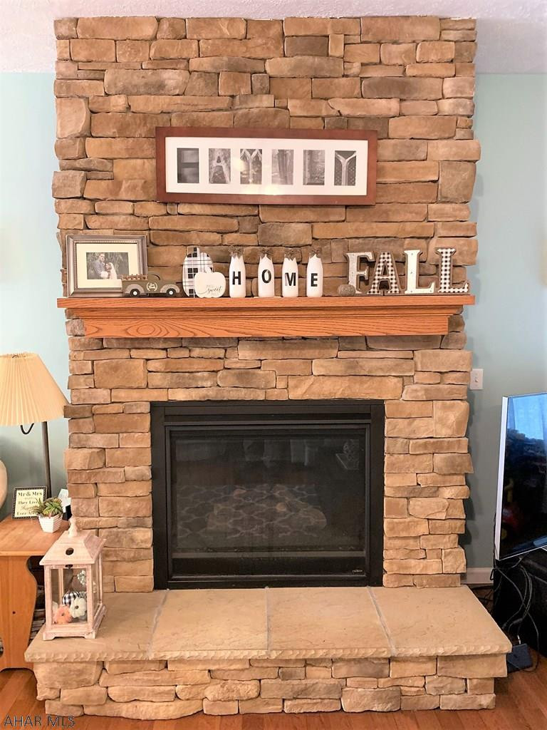 Hawthorne Manor - Residential