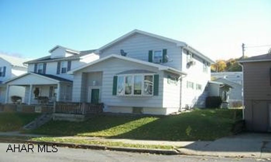 2.5 Story, 3 Bedroom.  1st floor recently remodeled.