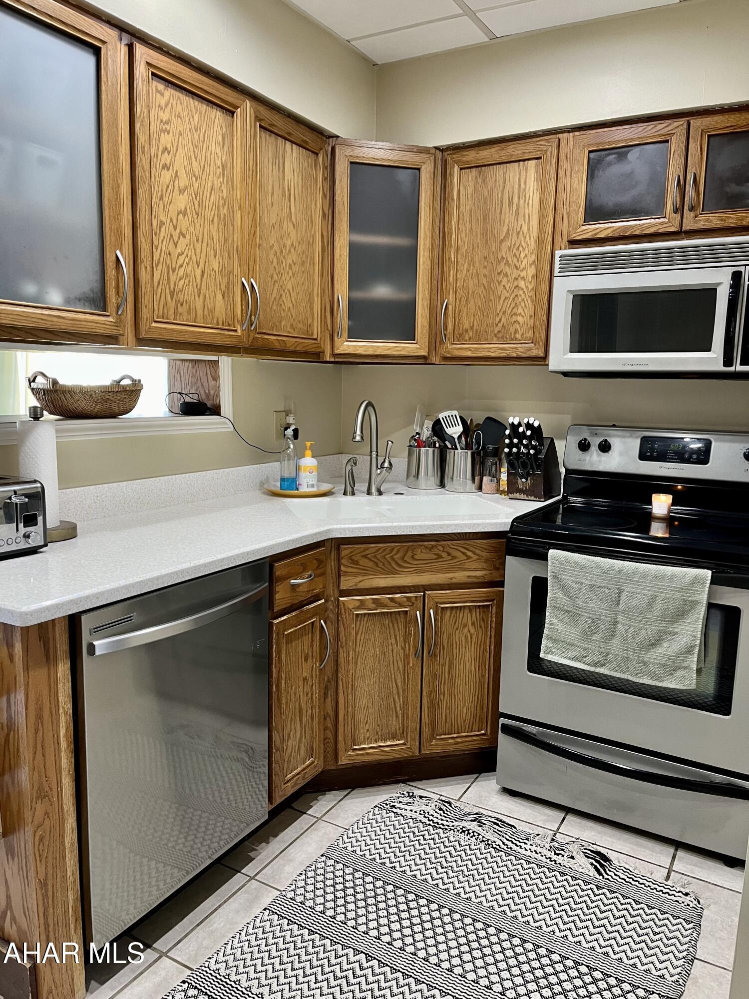 Baker Mansion - Residential