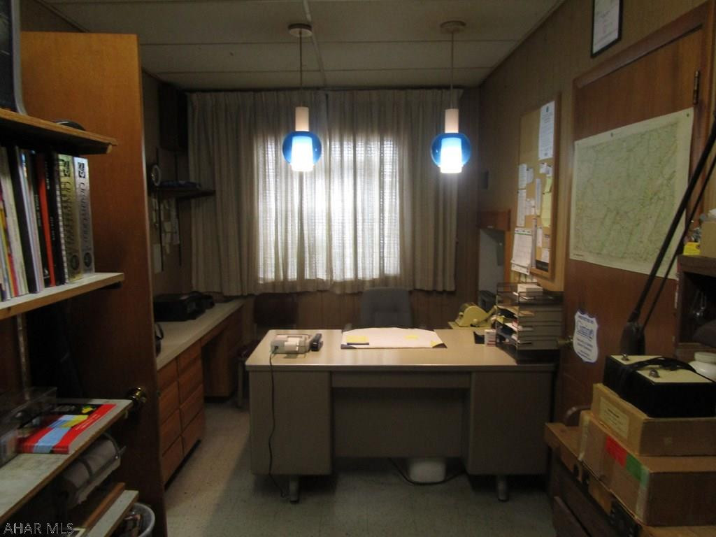 Unknown - Commercial Sale