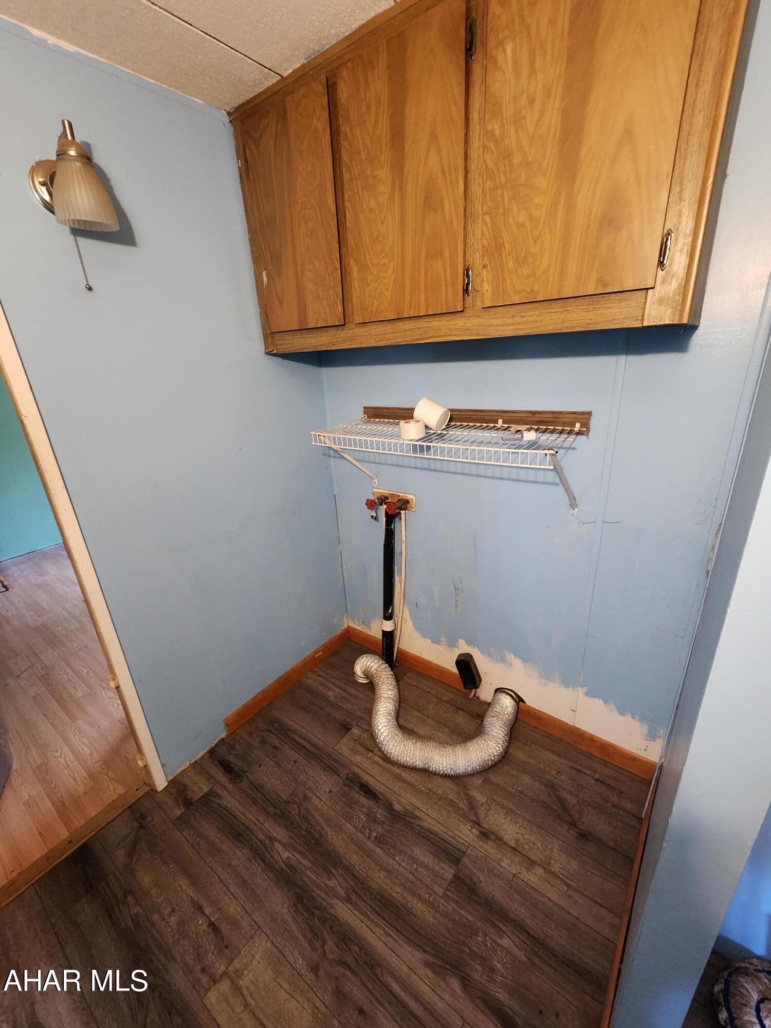 Glendale Yearound - Residential