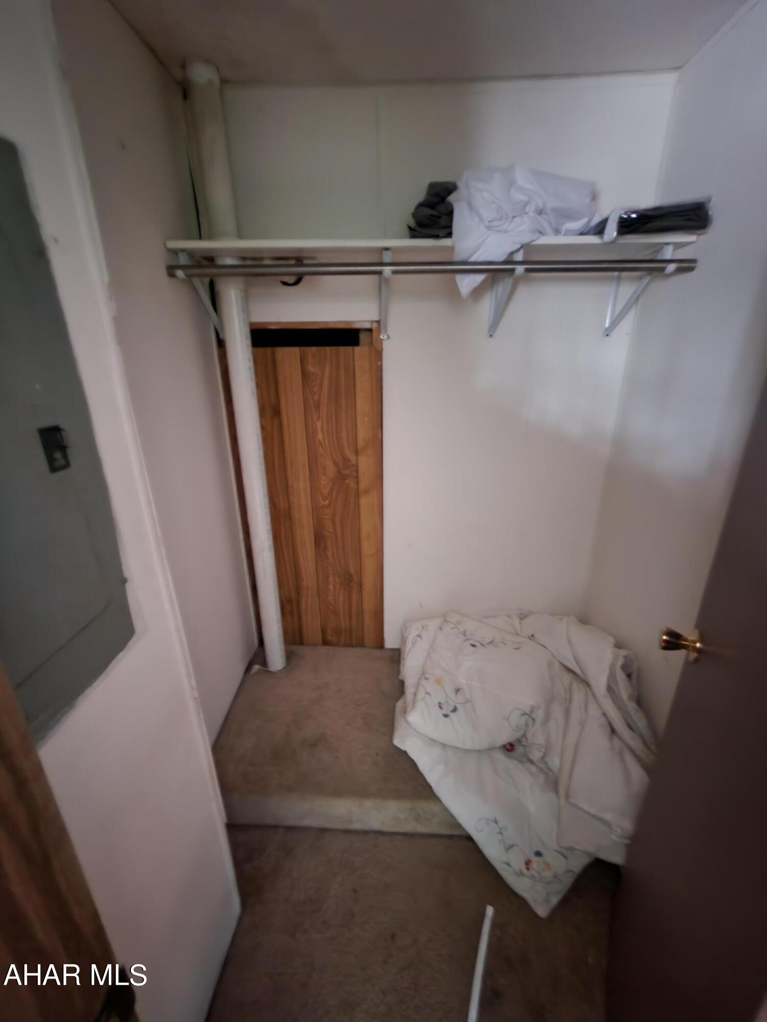 Glendale Yearound - Residential