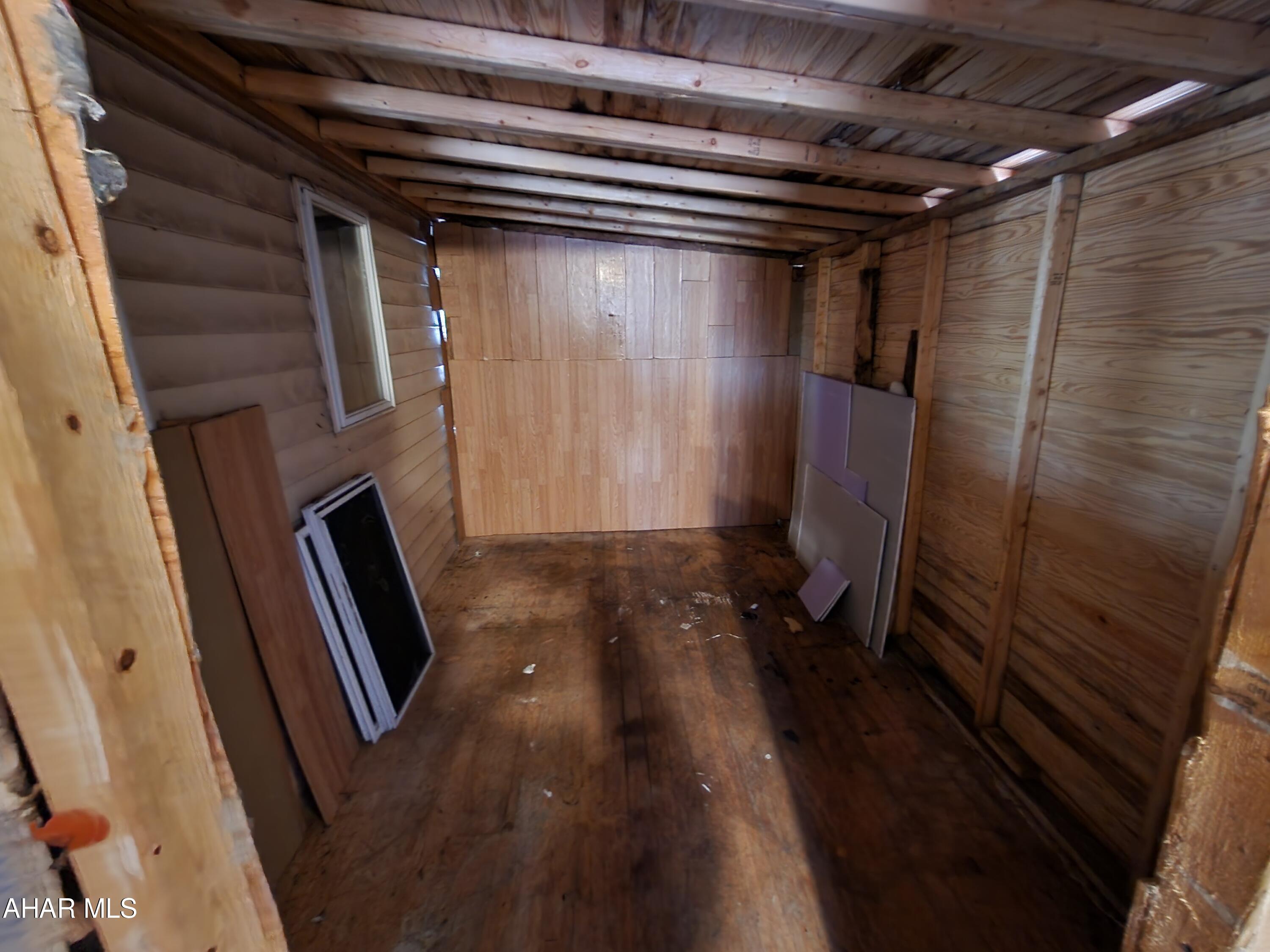 Glendale Yearound - Residential