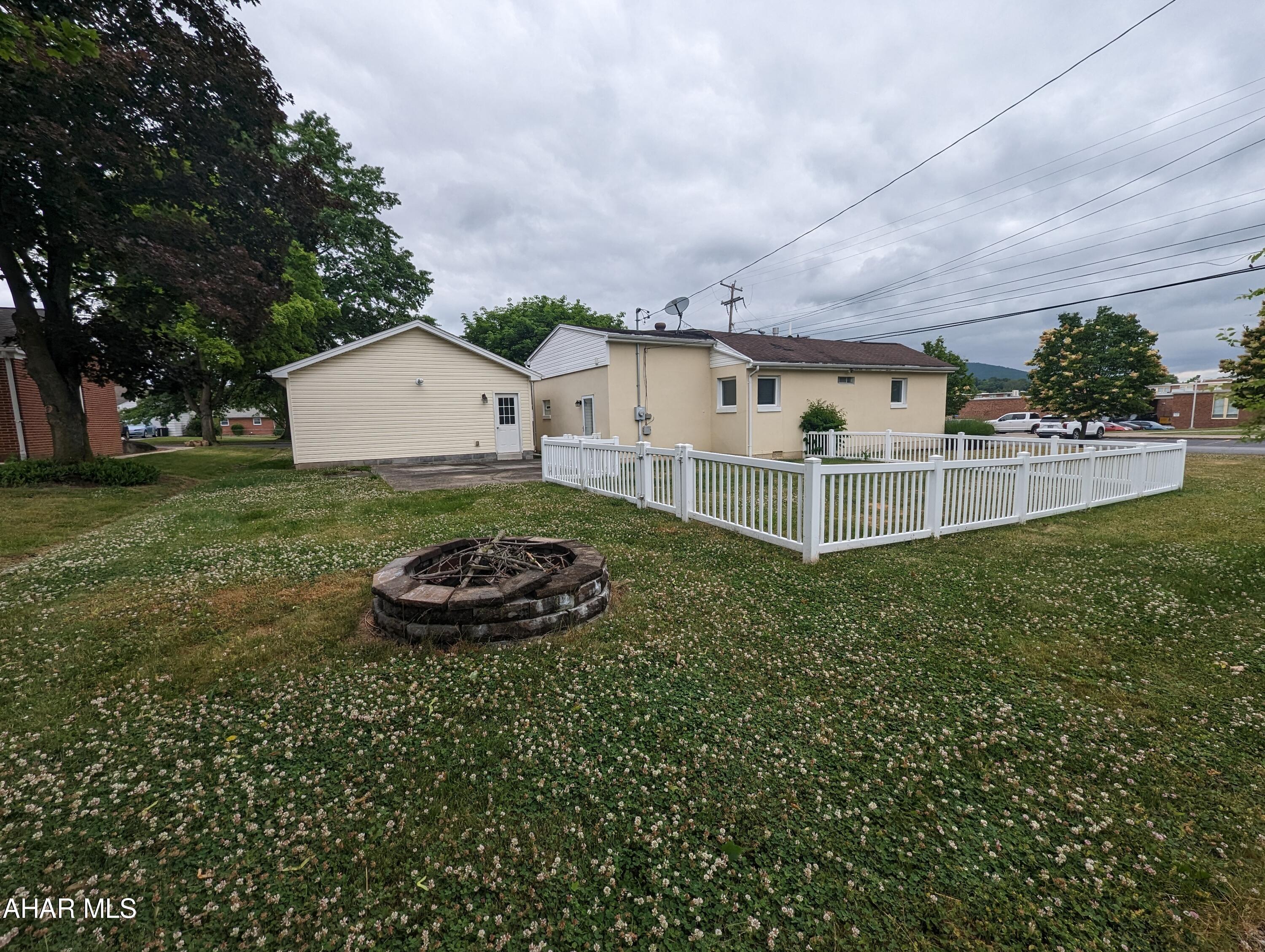 Hollidaysburg - Residential
