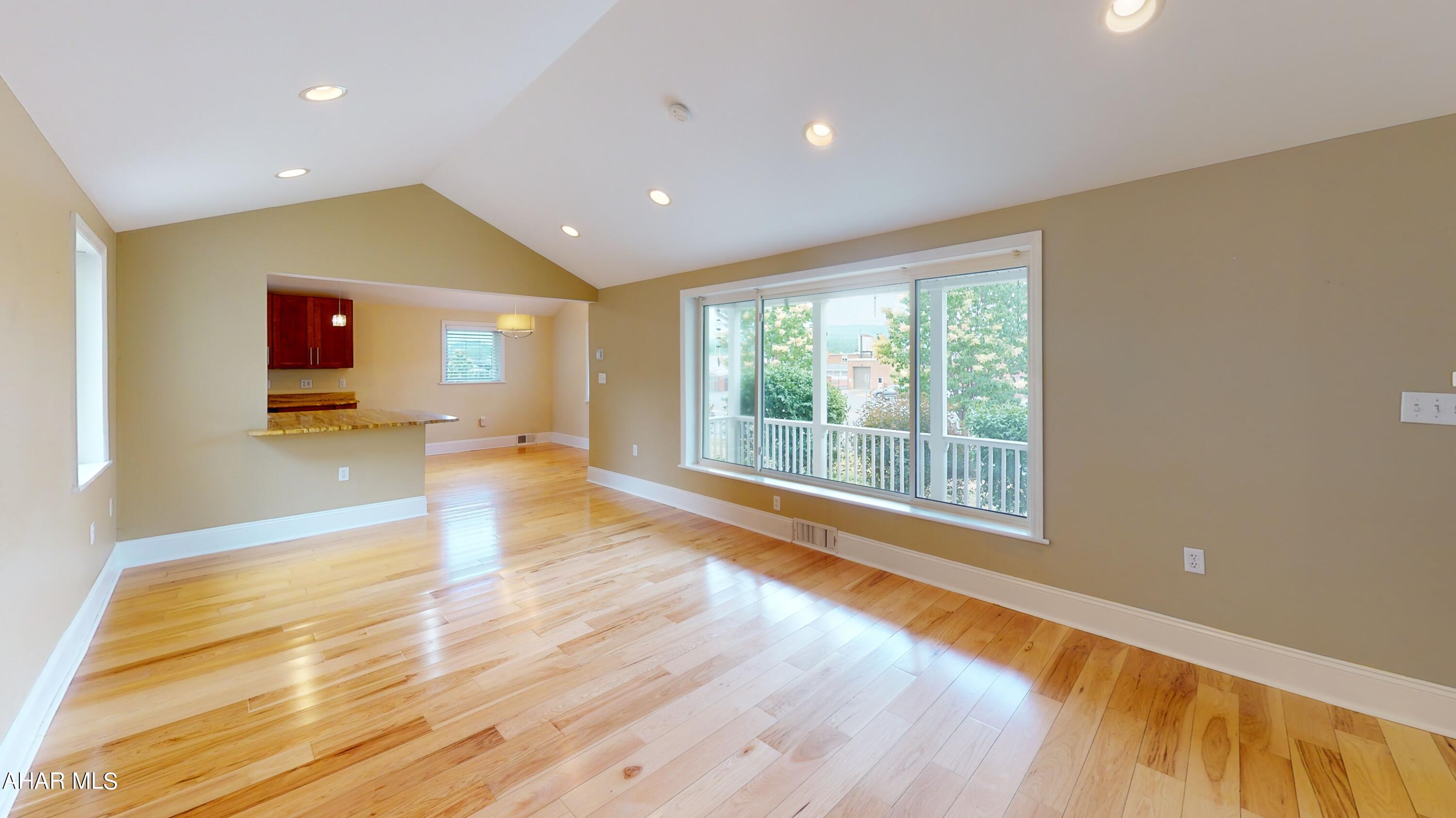 Hollidaysburg - Residential