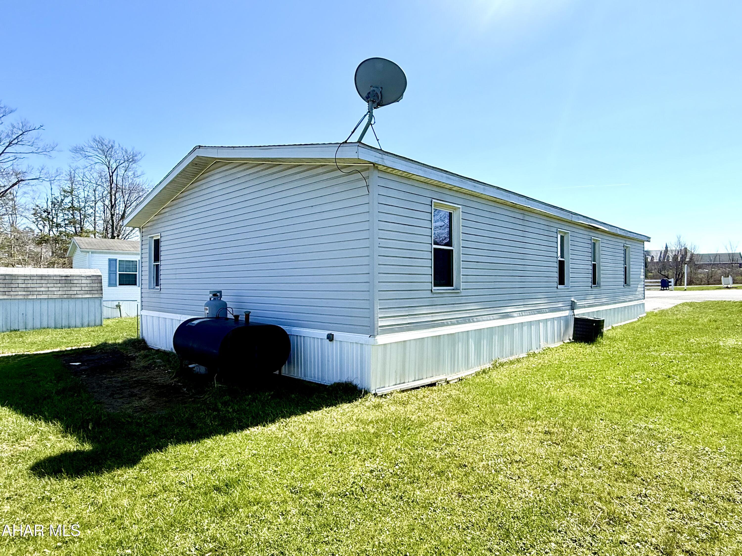 Laurel Woods - Residential