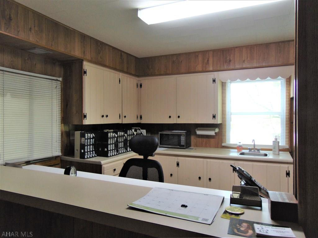 Unknown - Commercial Sale