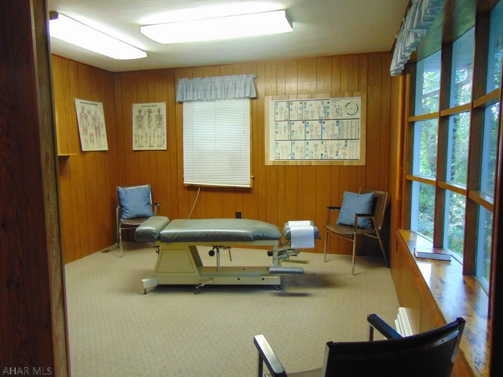 Unknown - Commercial Sale