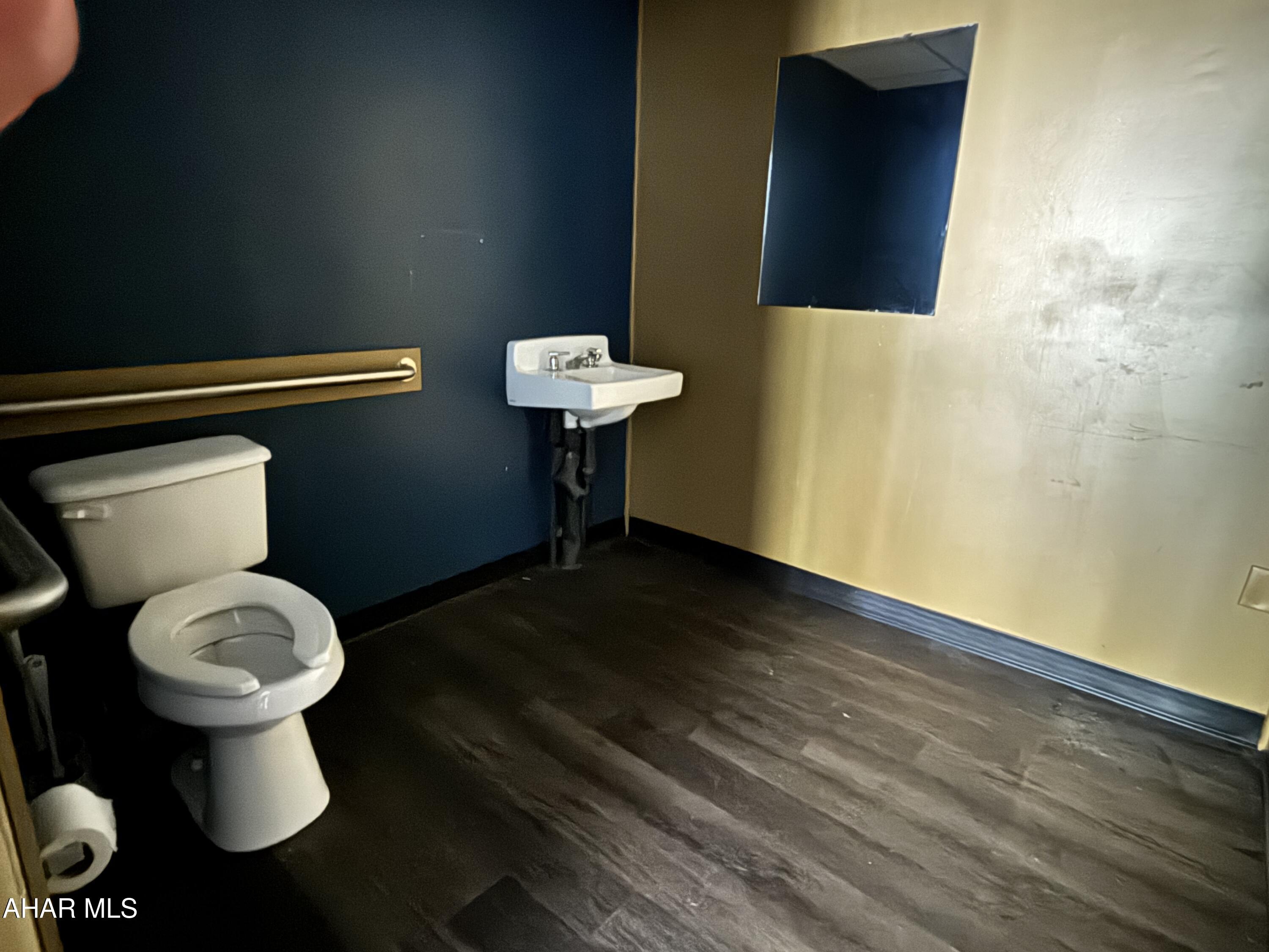 None - Commercial Lease