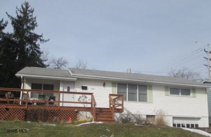1 story home in Altoona.  3 bedrooms, living room, dining room and fully finished basement.  Could be nice, but needs some work. Being sold AS-IS. Seller will make no repairs.