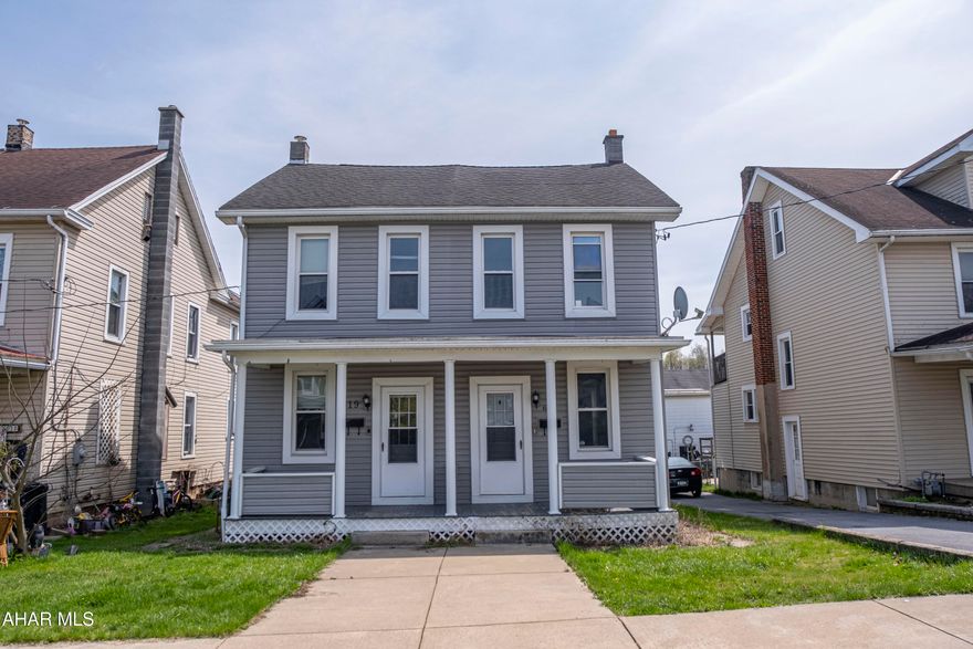 This versatile duplex offers a great opportunity for owner-occupants or investors alike, with two distinct living spaces and plenty of room to grow.

Unit 617 features a functional layout with a kitchen, living room, and laundry area all on the main floor. Upstairs, you'll find three well-sized bedrooms and a full bath—ideal for comfortable, everyday living.

Unit 619 offers a spacious main floor that includes a living room, kitchen, and  dining room. Upstairs, you'll find two bedrooms plus a bonus room that can serve as a home office, playroom, or extra storage, along with a full bath.

Additional perks include both off-street and on-street parking, providing convenience for residents and guests alike. Whether you're looking to live in one unit and rent the other, or expand your rental portfolio, this property has great potential.