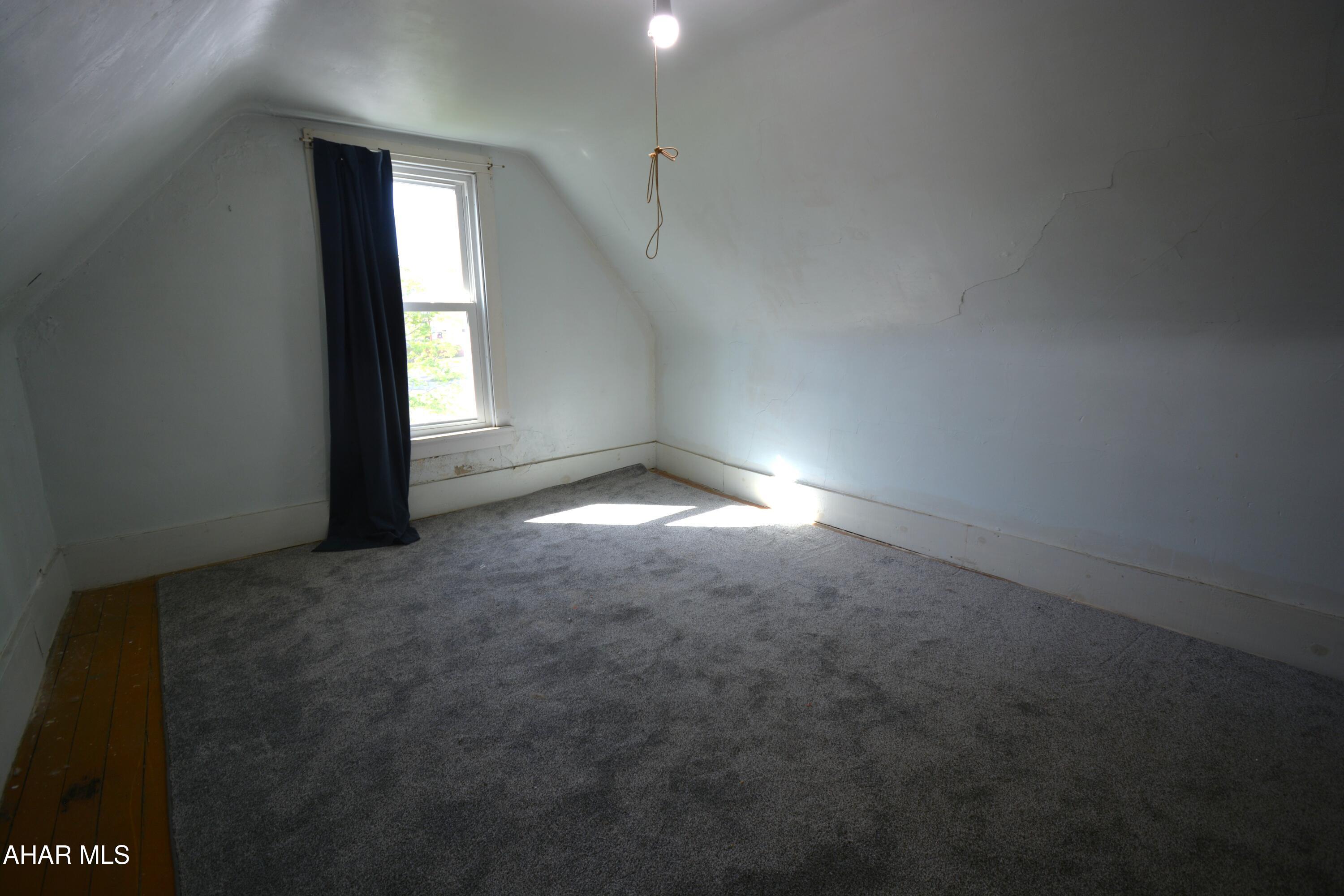 Juniata - Residential