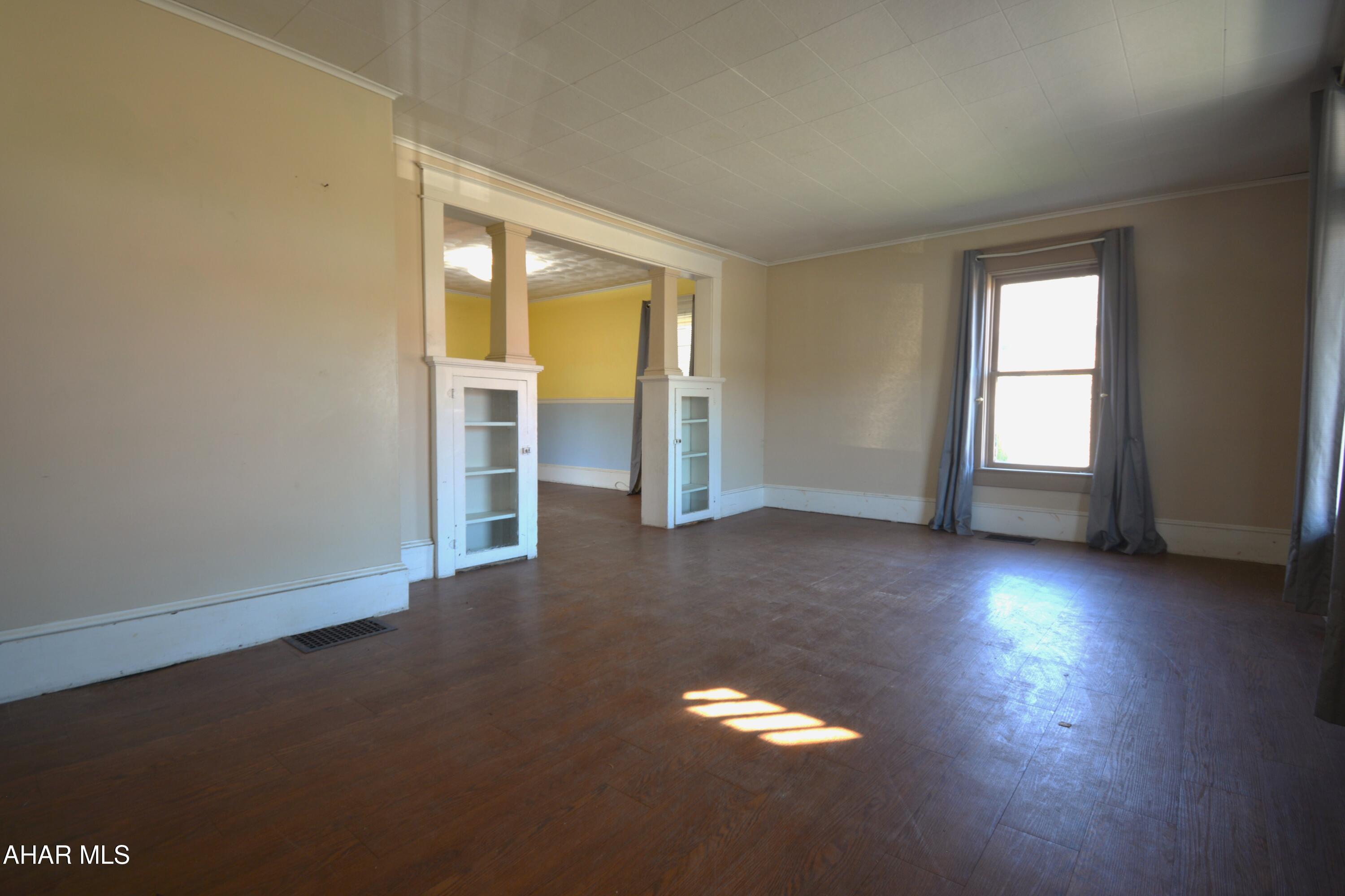 Juniata - Residential