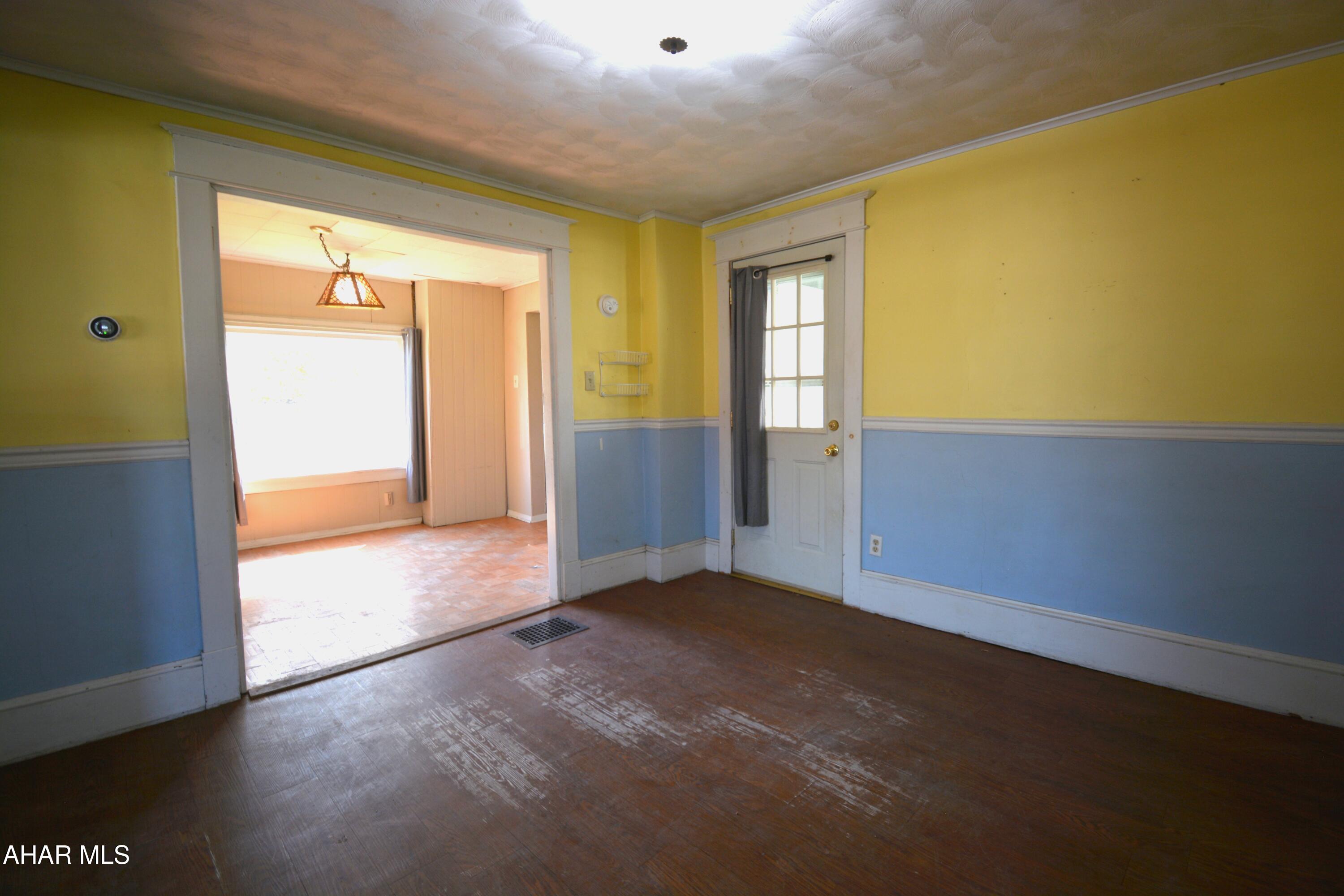 Juniata - Residential