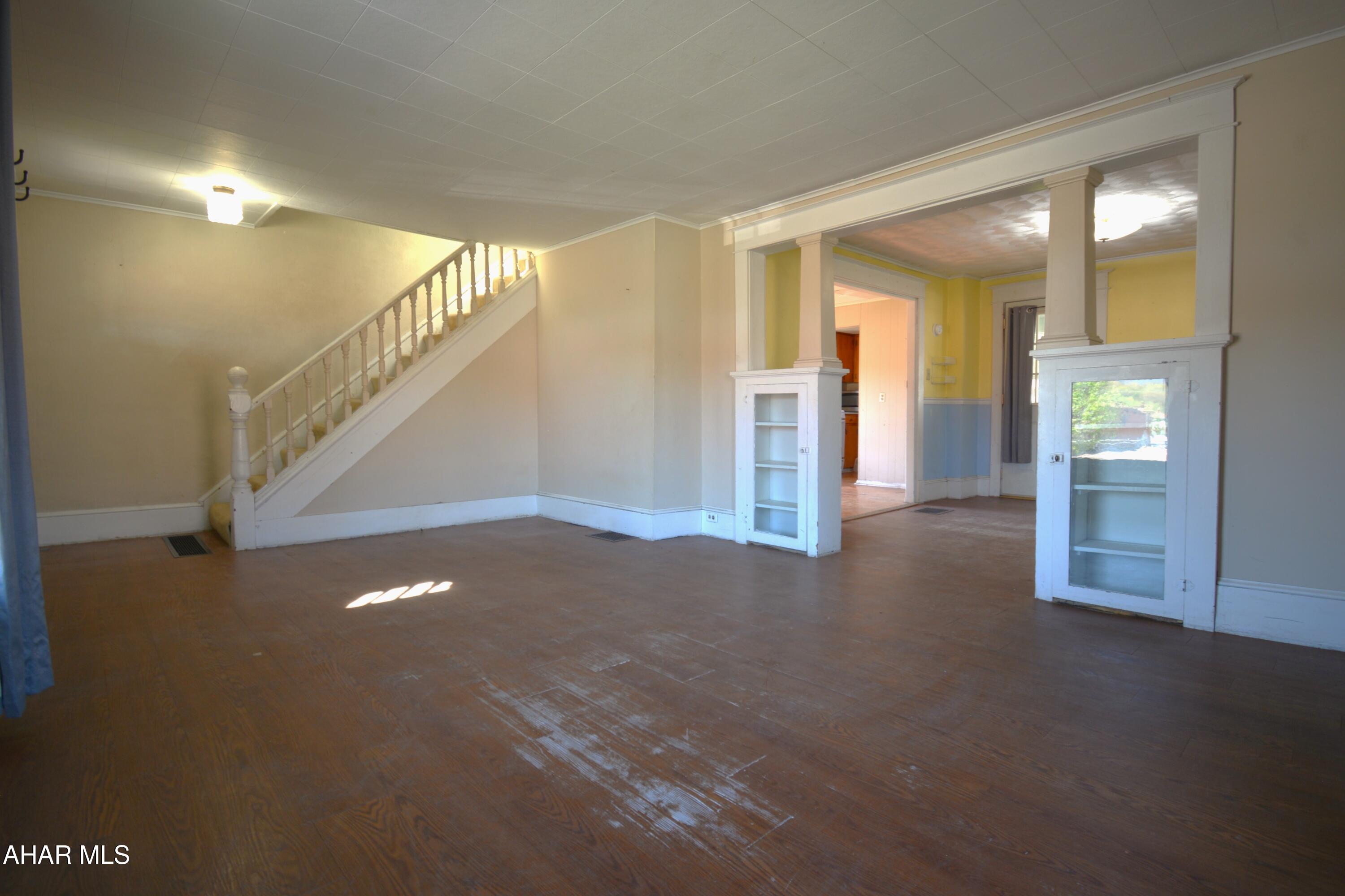 Juniata - Residential