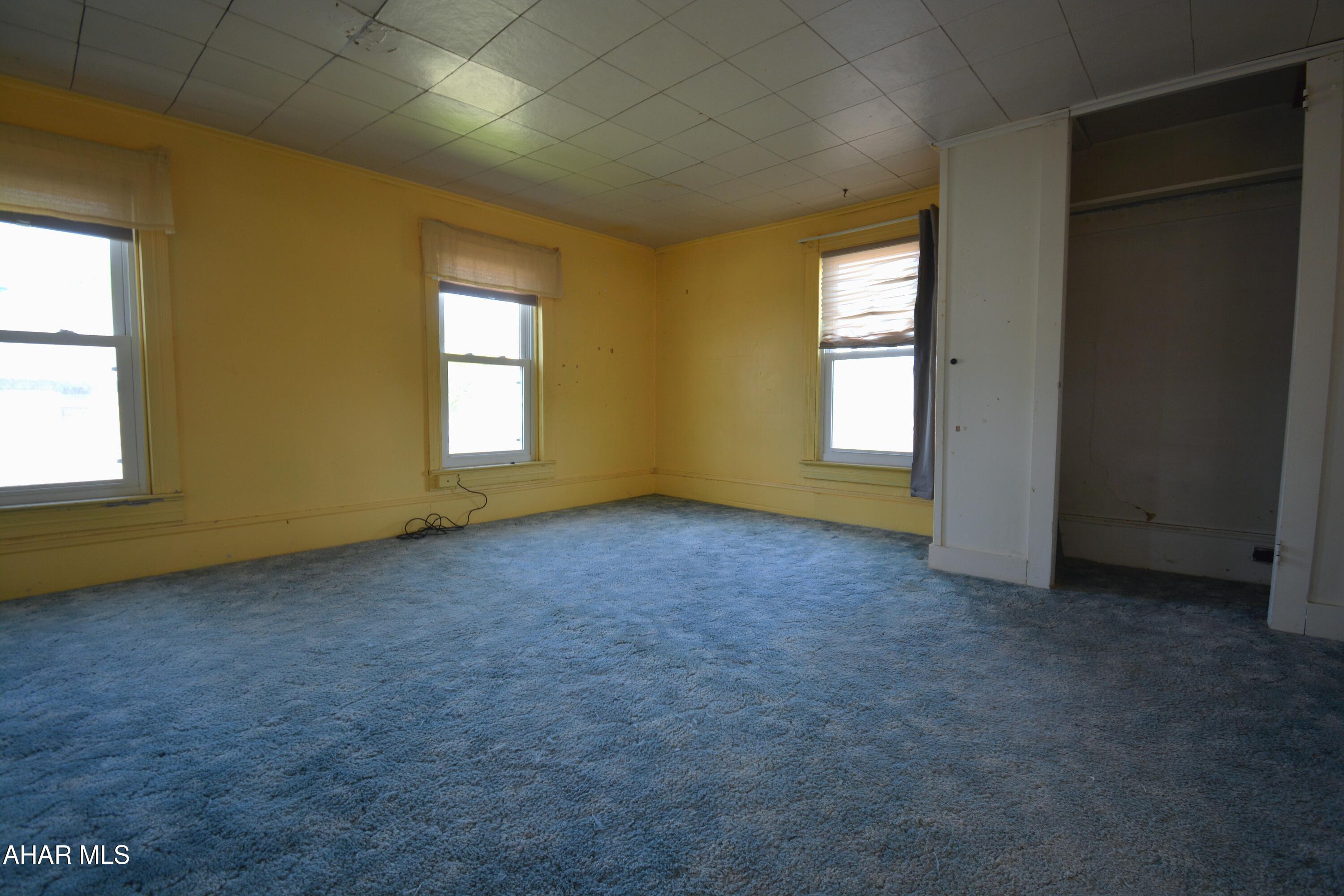 Juniata - Residential