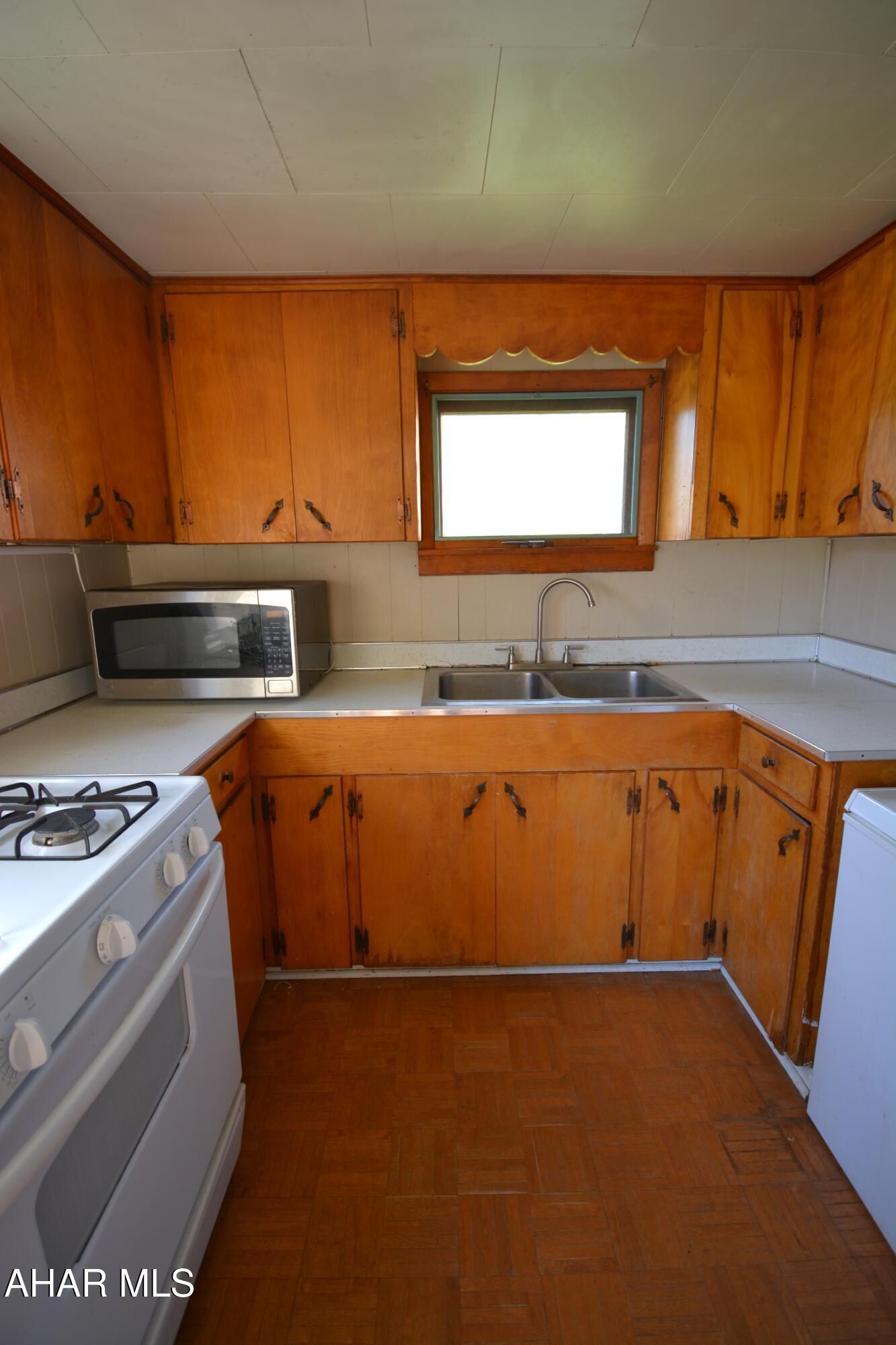 Juniata - Residential