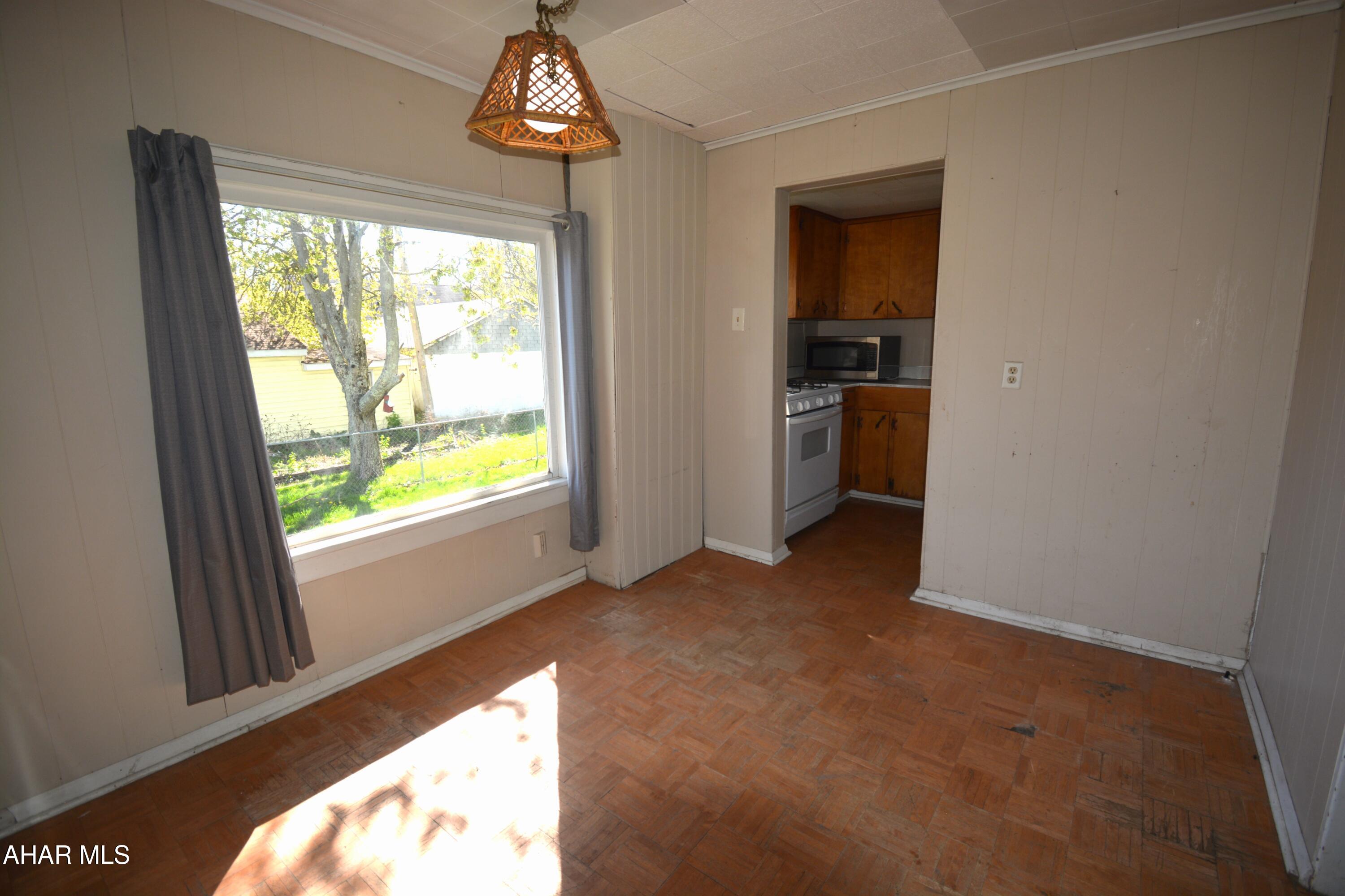 Juniata - Residential