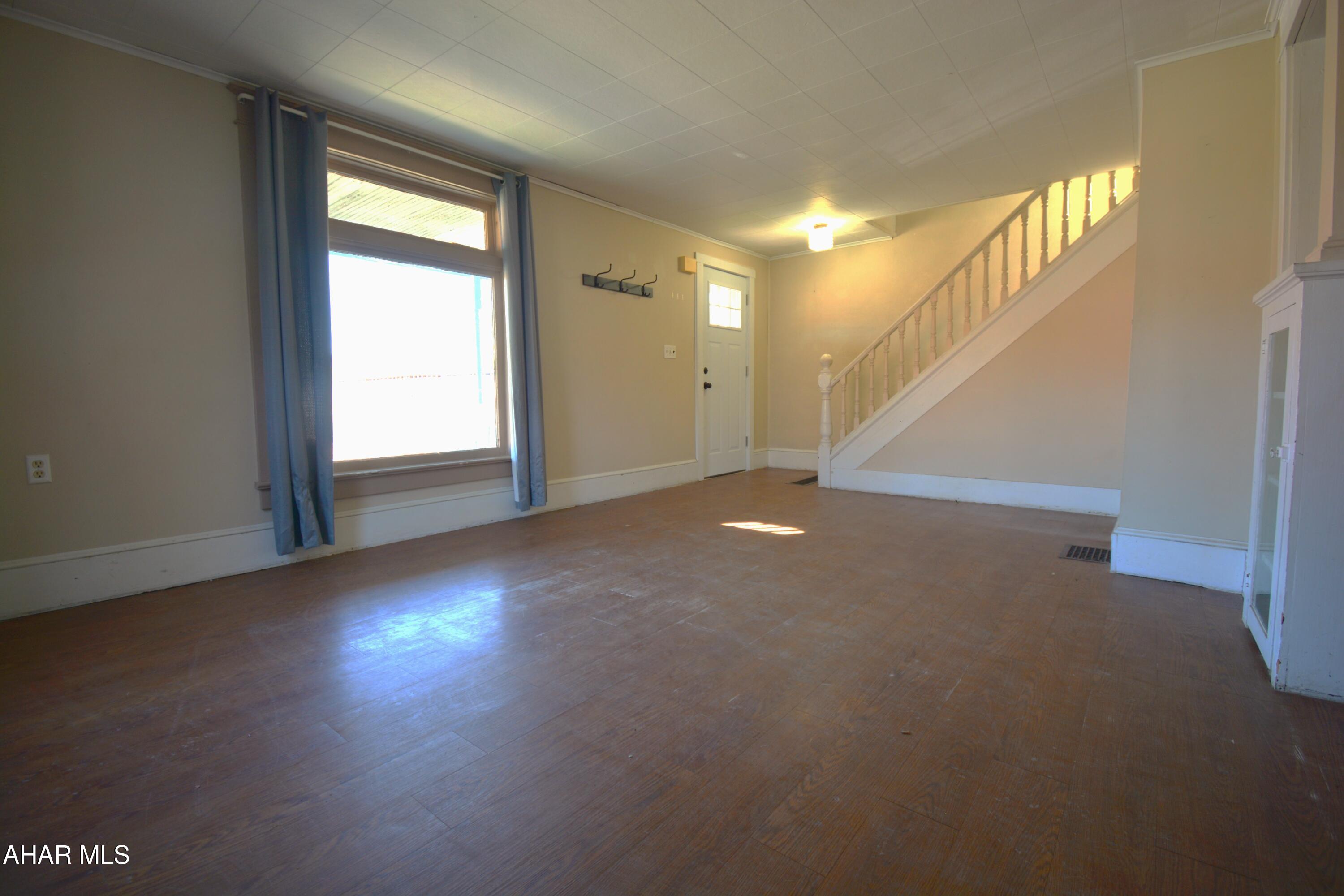 Juniata - Residential