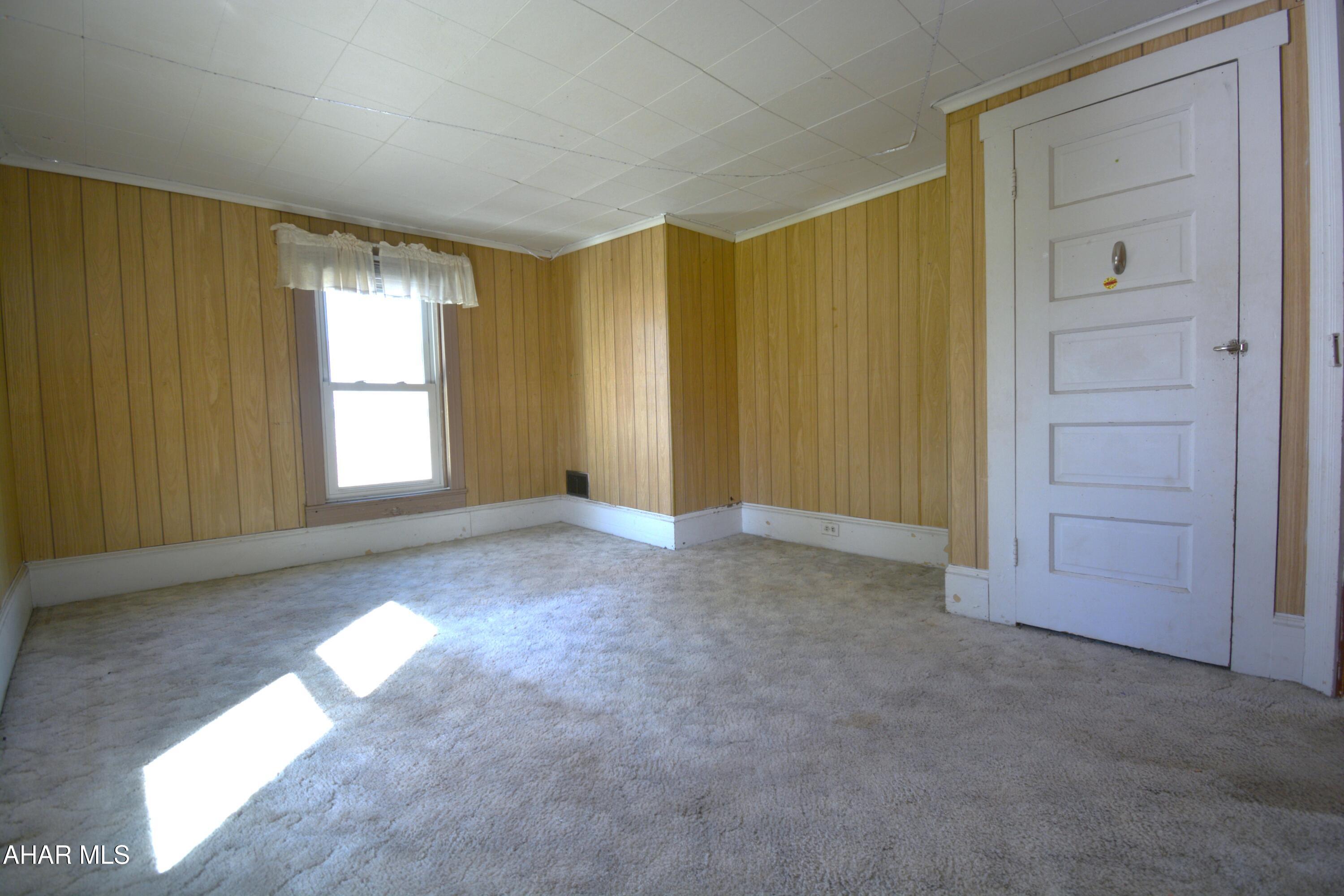 Juniata - Residential