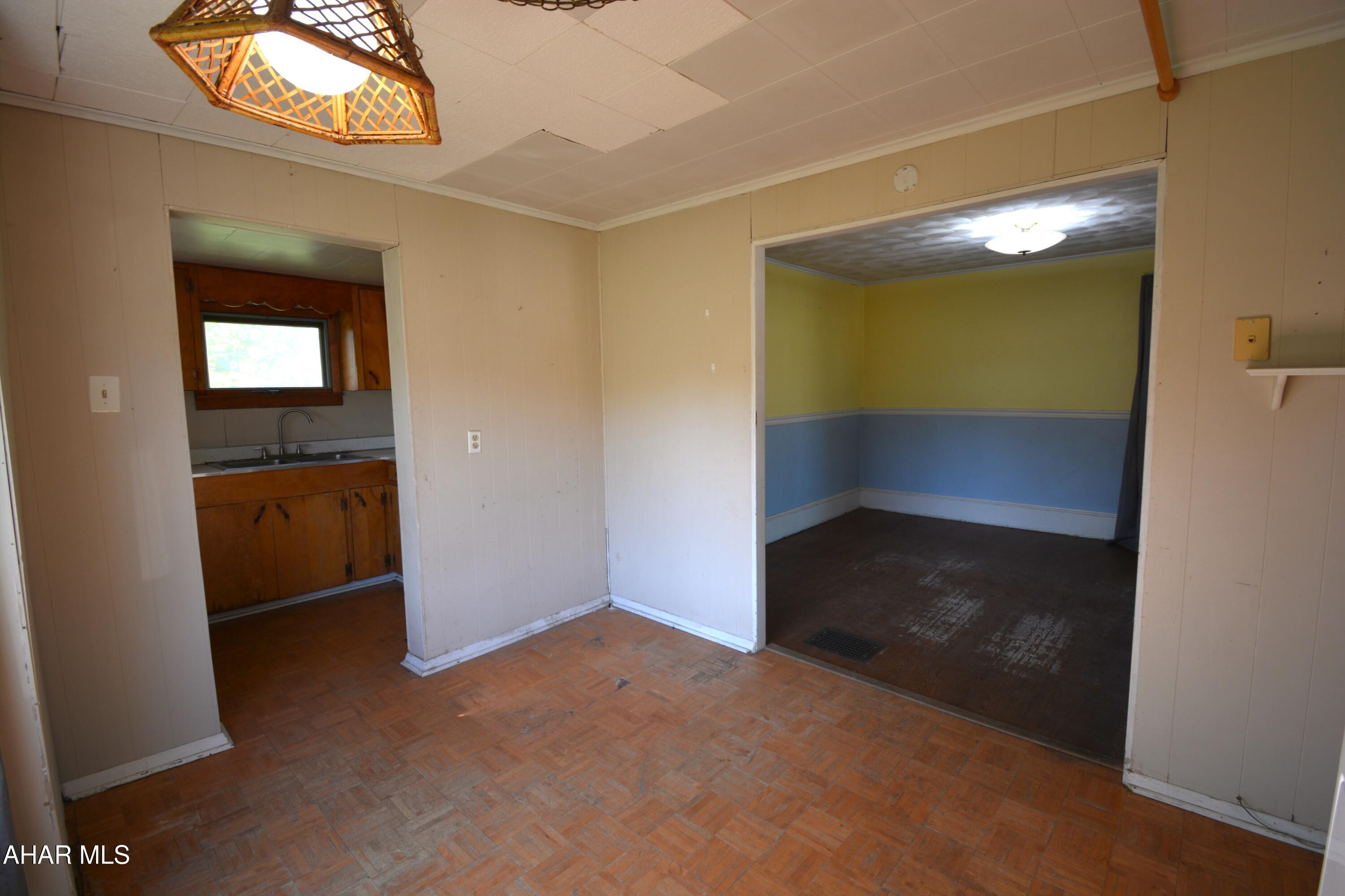 Juniata - Residential