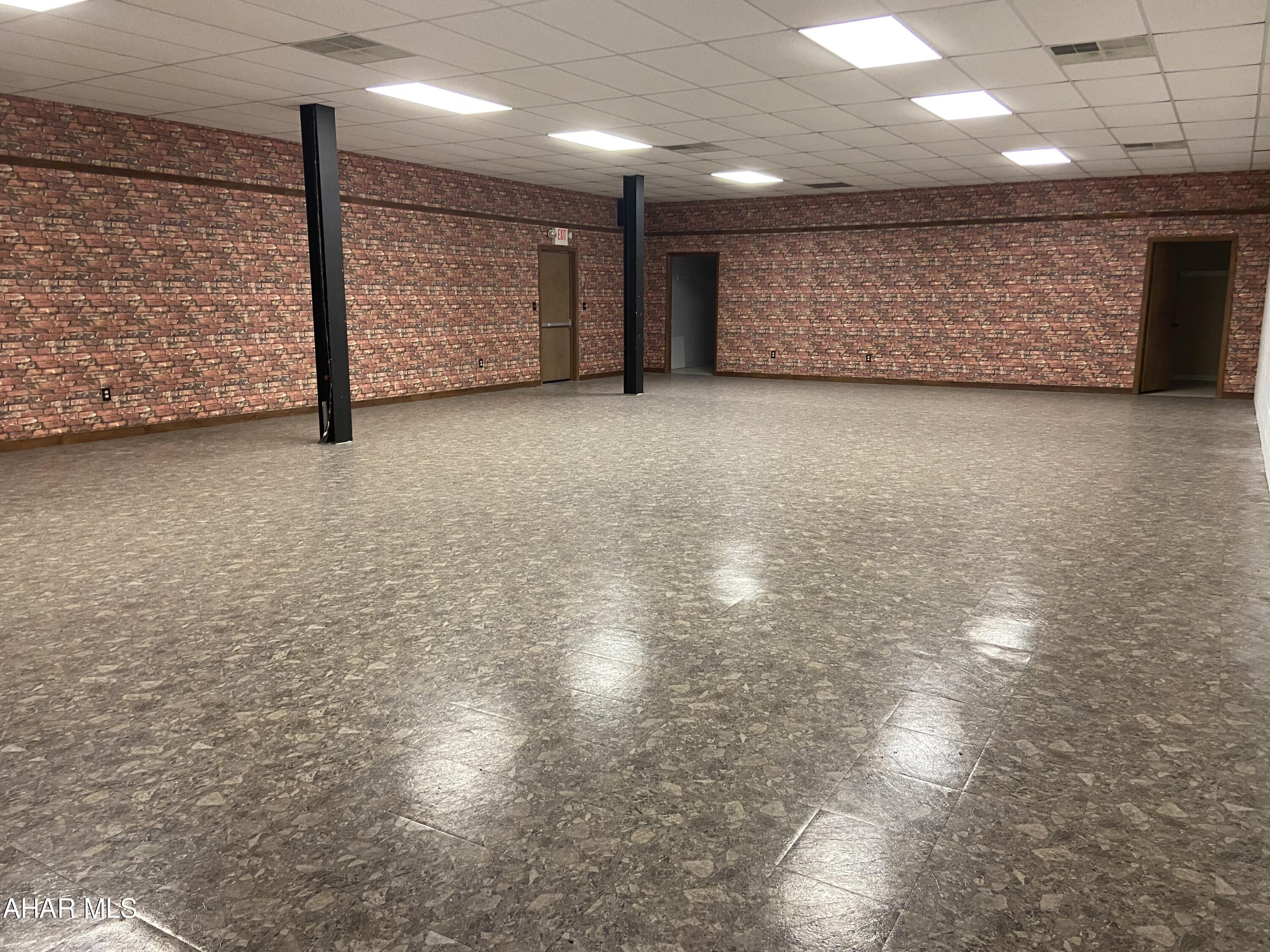 None - Commercial Lease