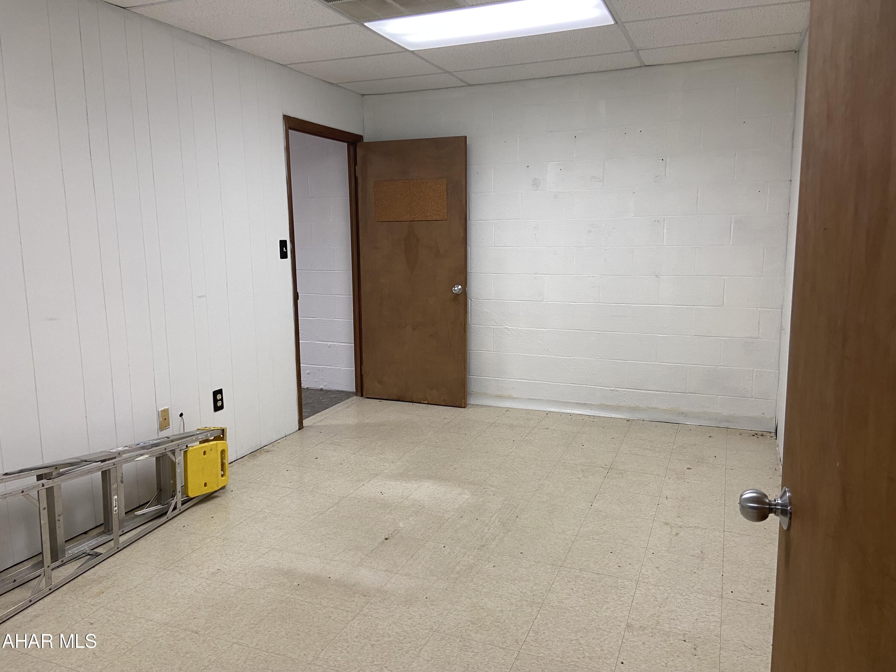 None - Commercial Lease