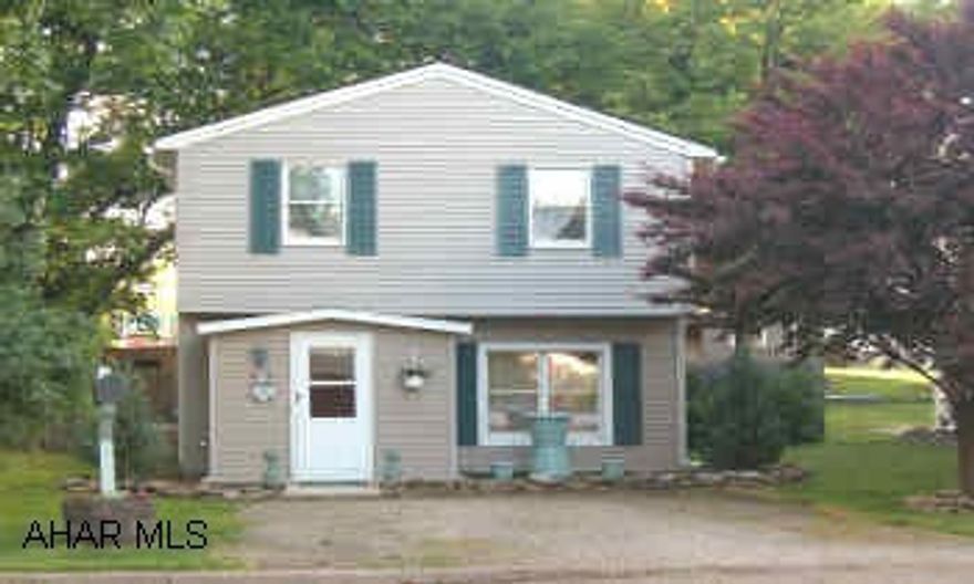 Great starter with room to grow, all appliances, patio, deck, and fenced yard. Newly updated & easy to care for 2 story on quiet street. Tastefully decorated & well cared for, ready to move in to.