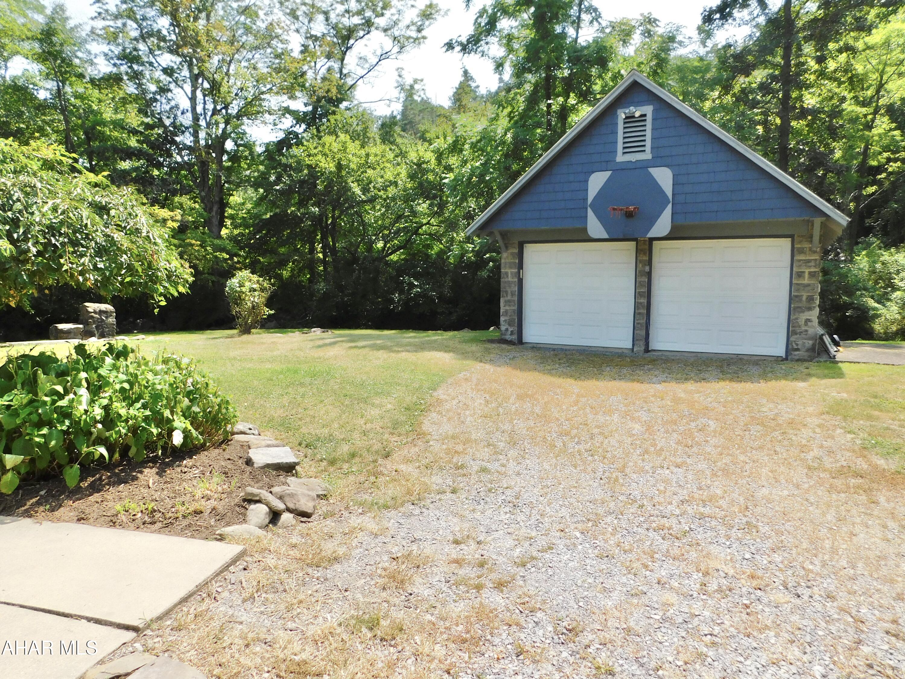 Homers Gap - Residential