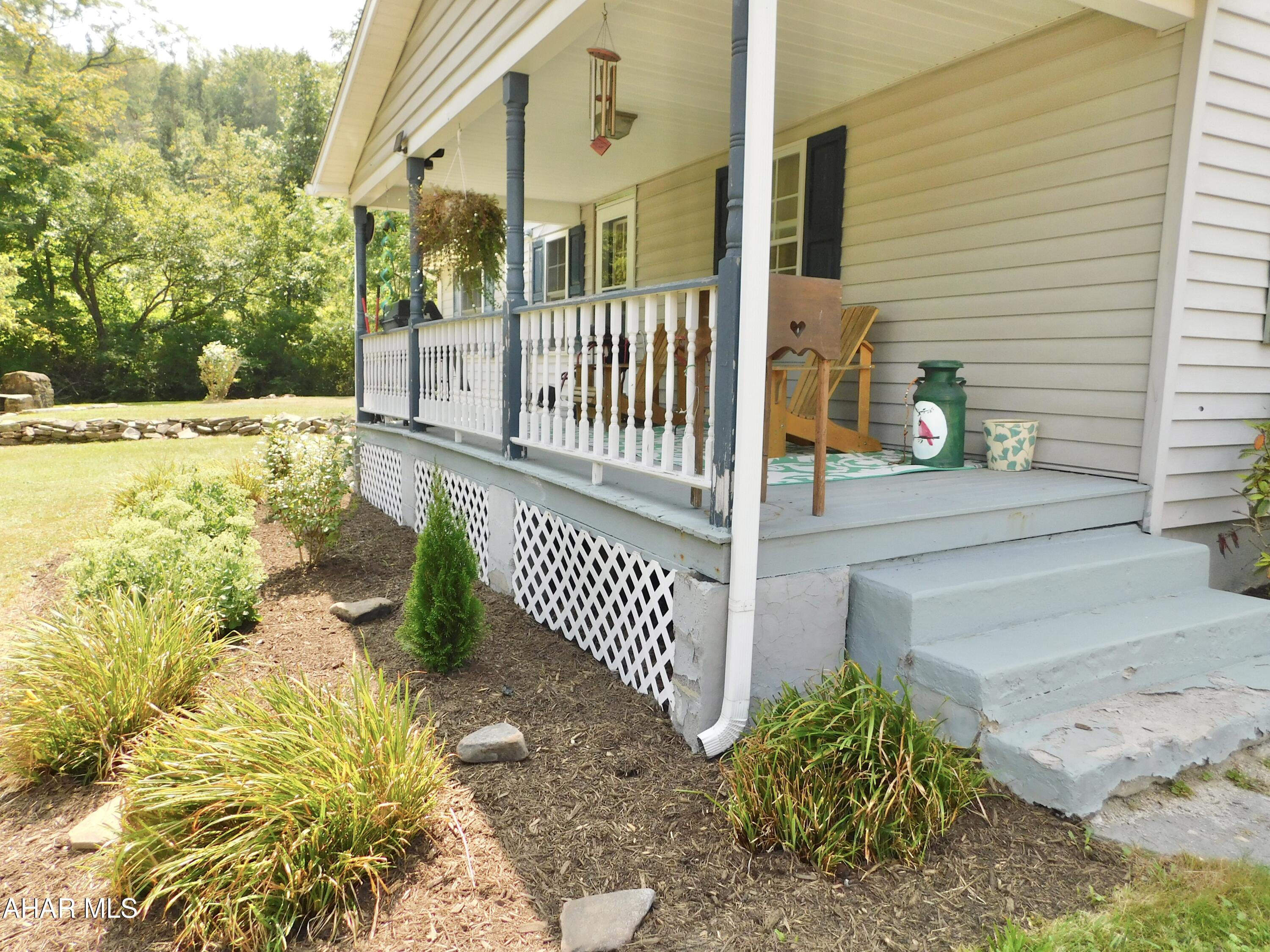 Homers Gap - Residential