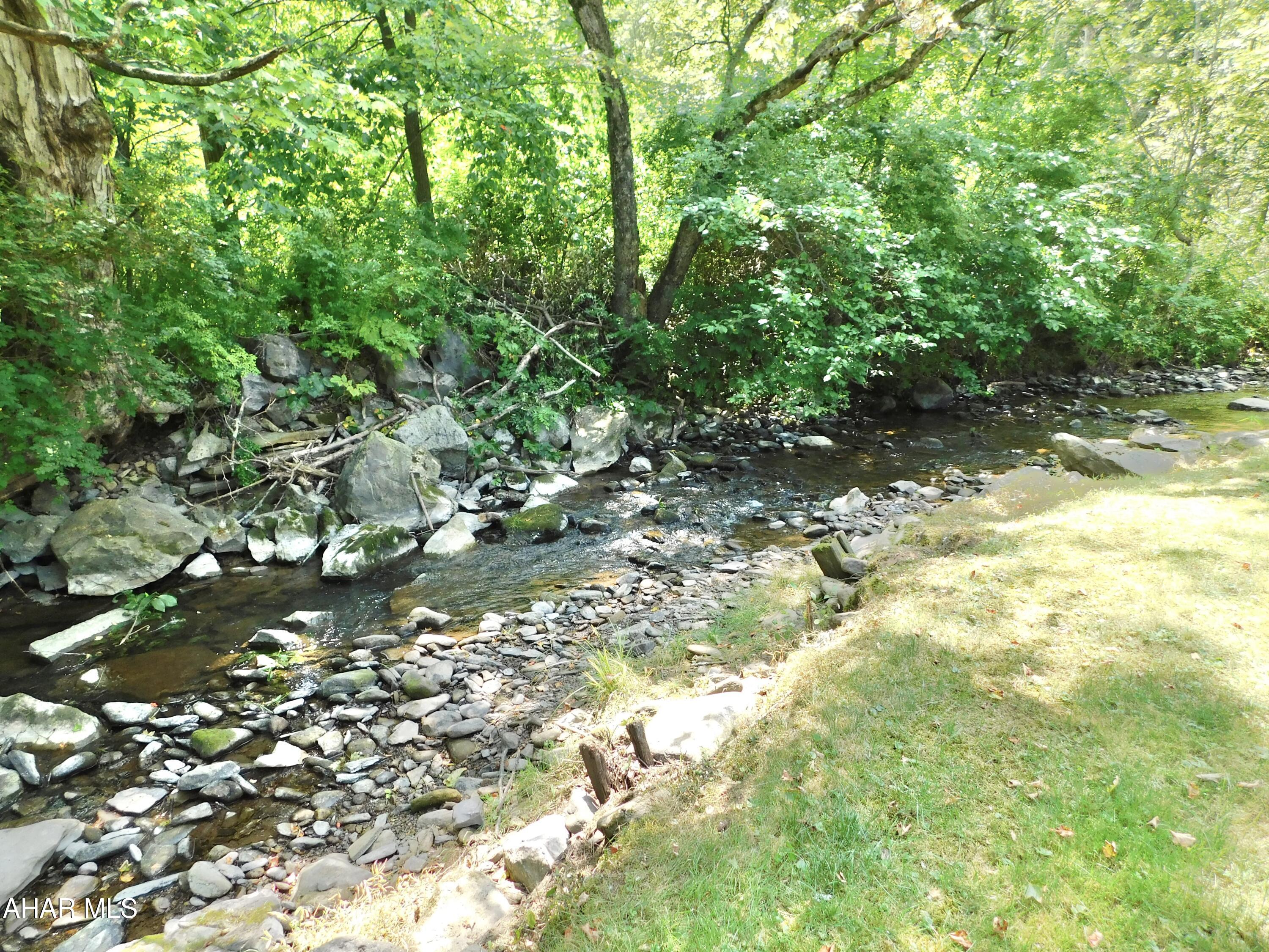 Homers Gap - Residential