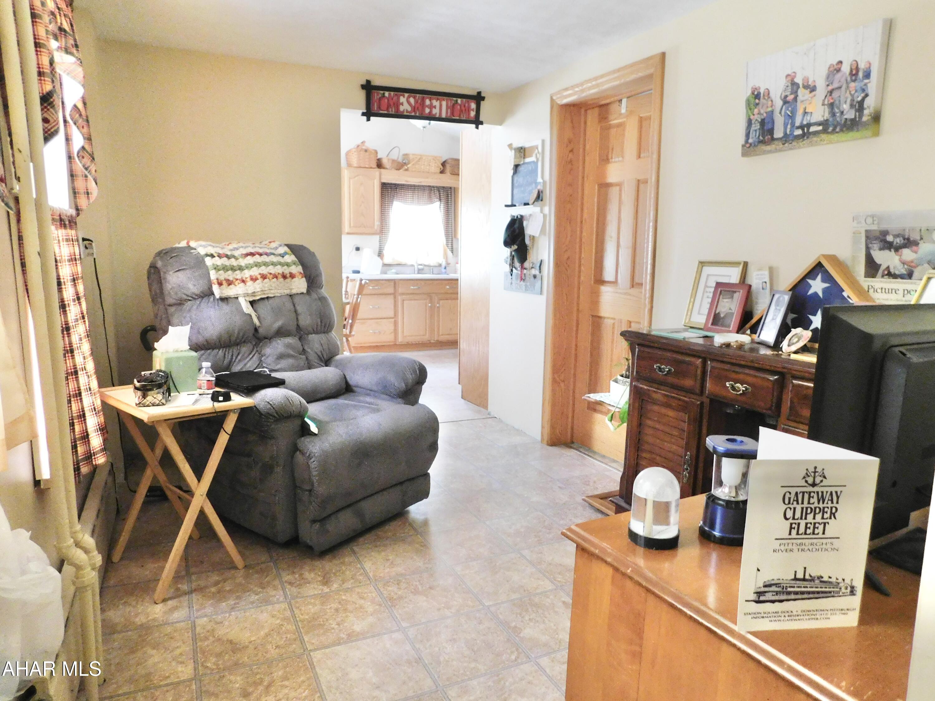 Homers Gap - Residential