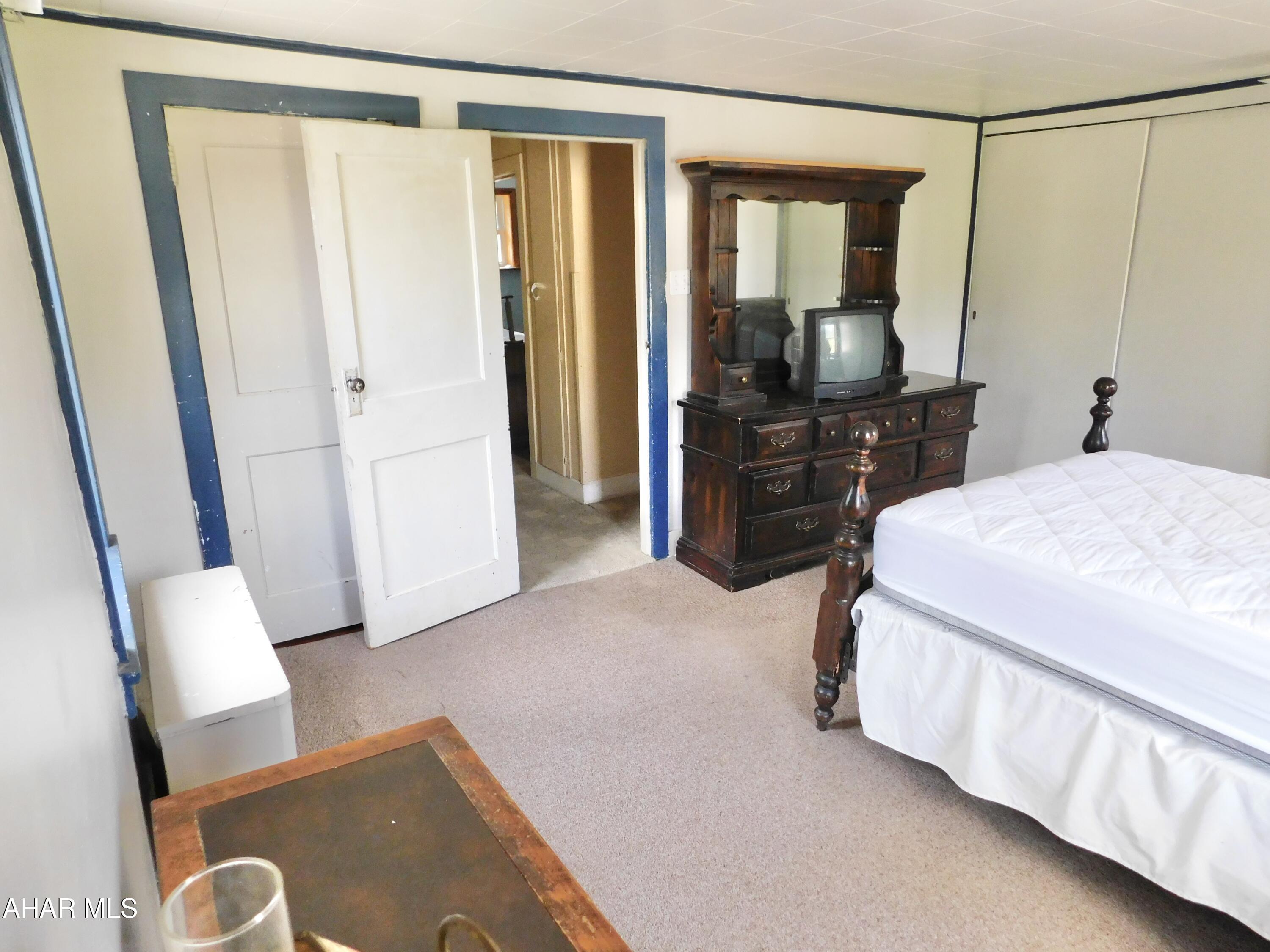 Homers Gap - Residential