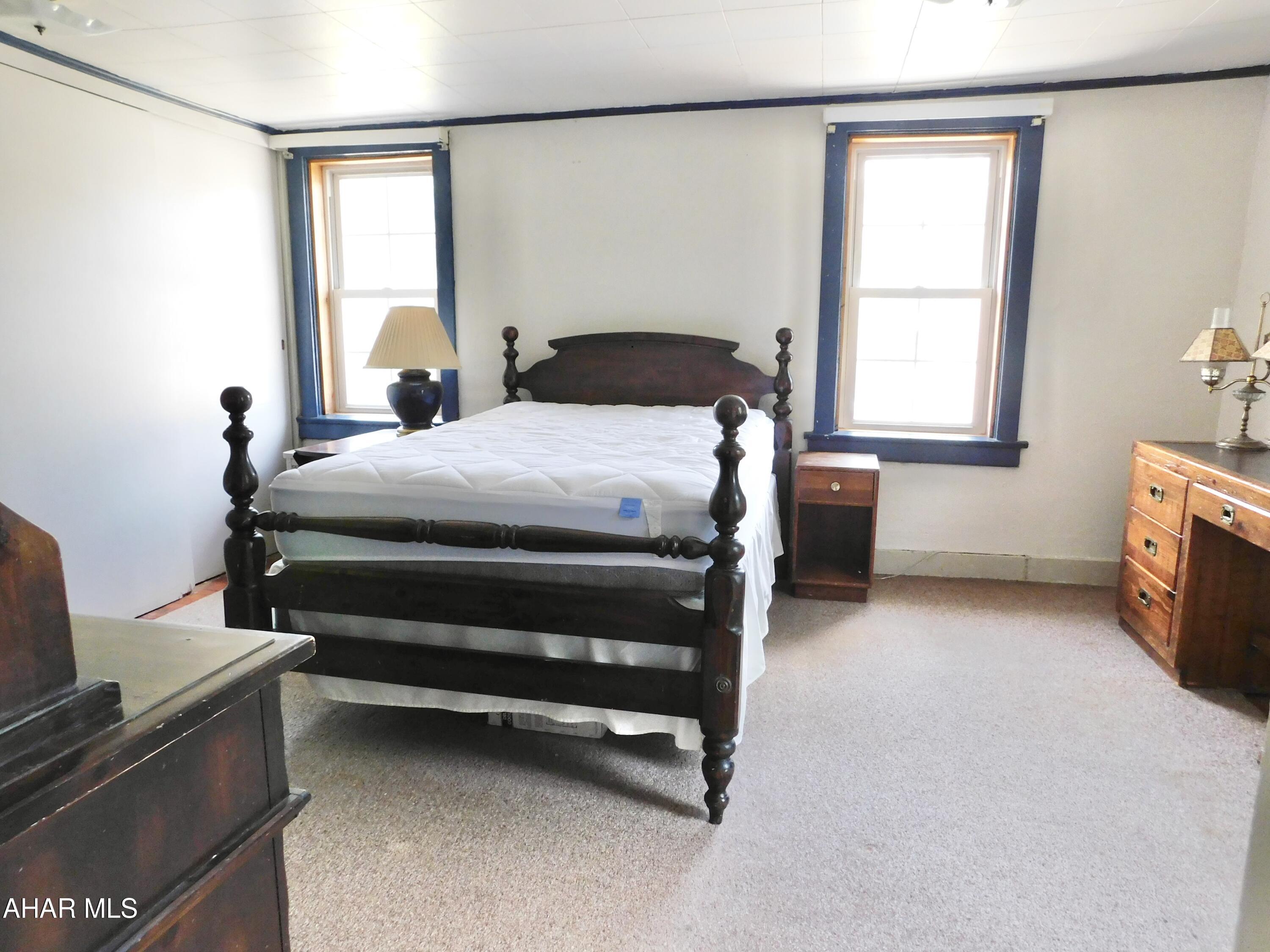 Homers Gap - Residential