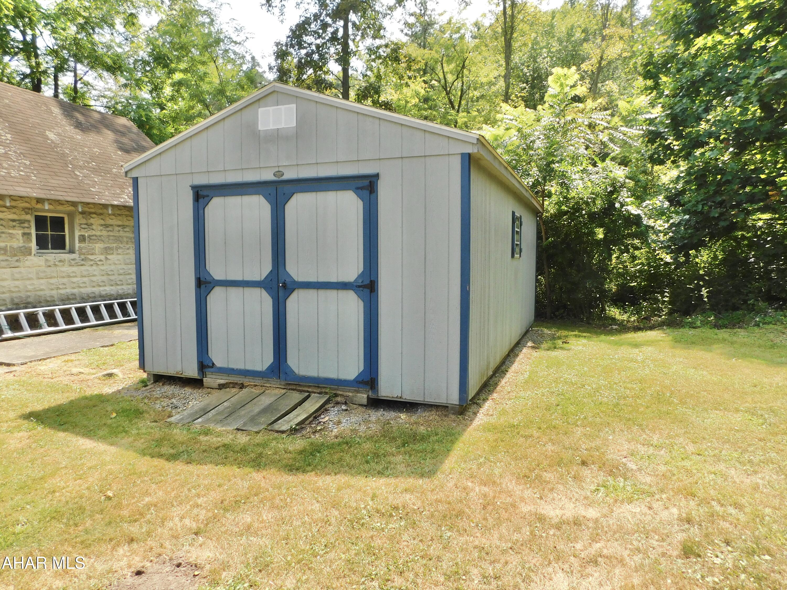 Homers Gap - Residential