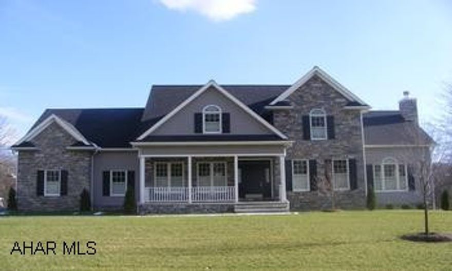 STRIKINGLY BEAUTIFUL CUSTOM BUILT GREG DEMPSIE HOME W/ TOP NOTCH UPGRADES JUST BEGIN TO DESCRIBE THIS TERRIFIC HOME. SHOWCASE KITCHEN'S CUSTOM DESIGNS WILL PLEASE ANY GOURMET COOK. GORGEOUS MASTER BEDROOM AND BATH! WONDERFUL MAPLE HARDWOOD FLOORS AND OPEN STAIRCASE. GREAT STONE WOOD BURNING FIREPLACE IN GREAT ROOM WITH CATHEDRAL CEILINGS. ALL THIS ON A GREAT .939 ACRE FLAT LOT IN PRESTIGIOUS FOX HOLLOW. CALL DIANNE 329-1856    MOTIVATED SELLERS!