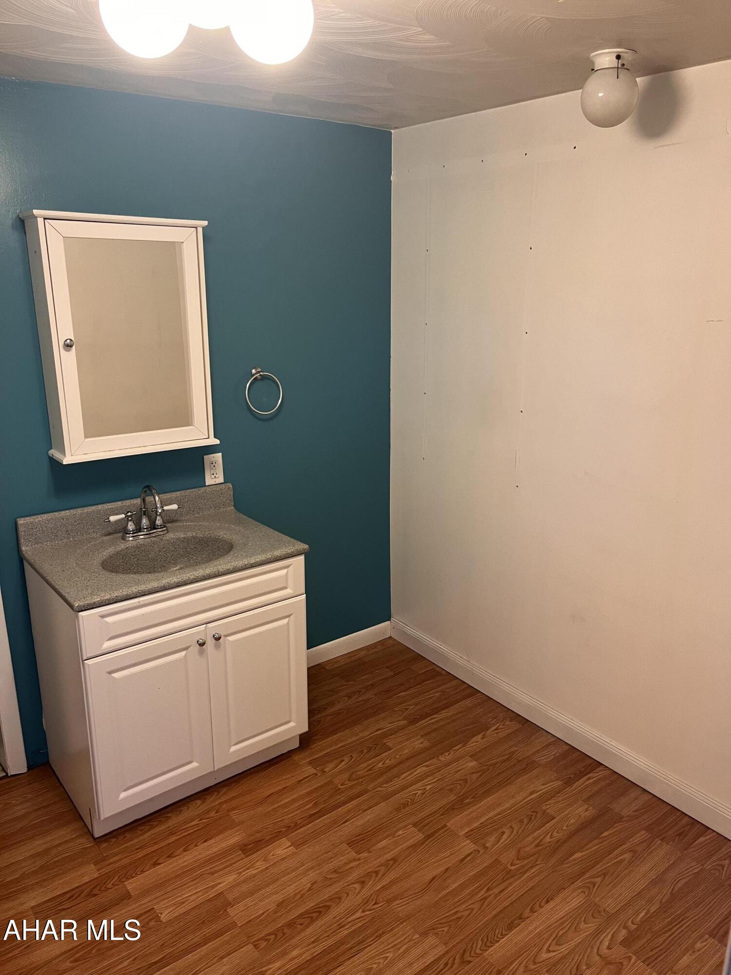 Juniata - Residential