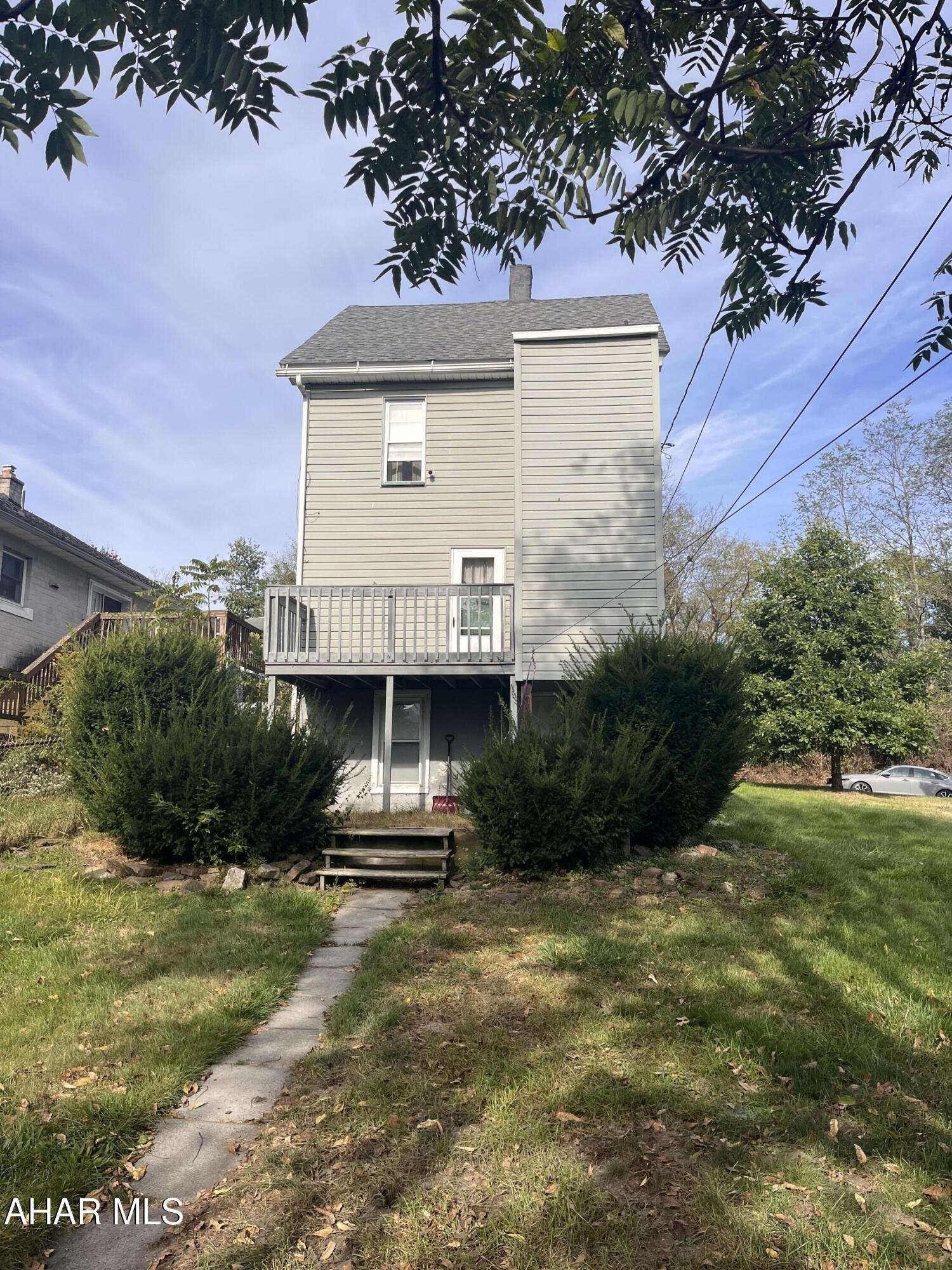 Juniata - Residential