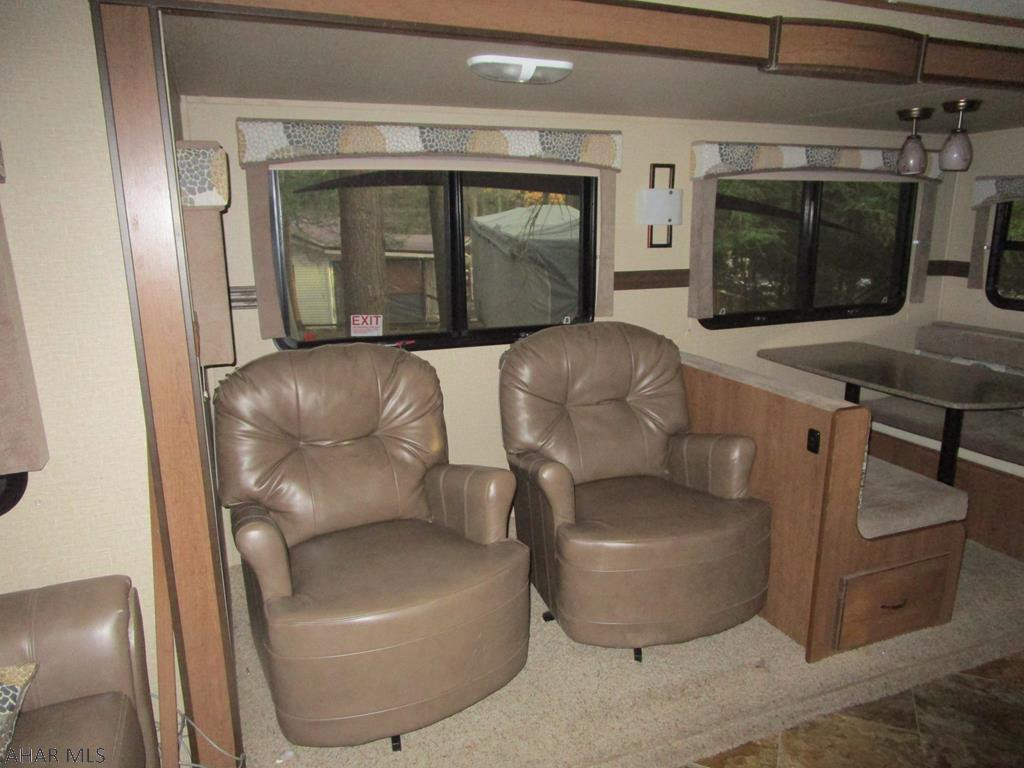 Glendale Yearound - Residential