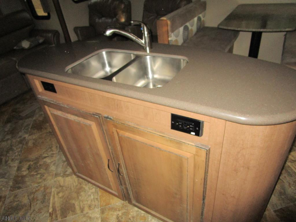 Glendale Yearound - Residential