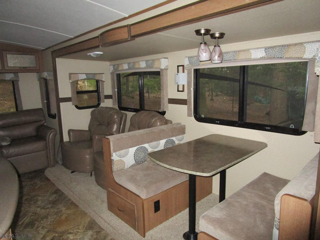 Glendale Yearound - Residential