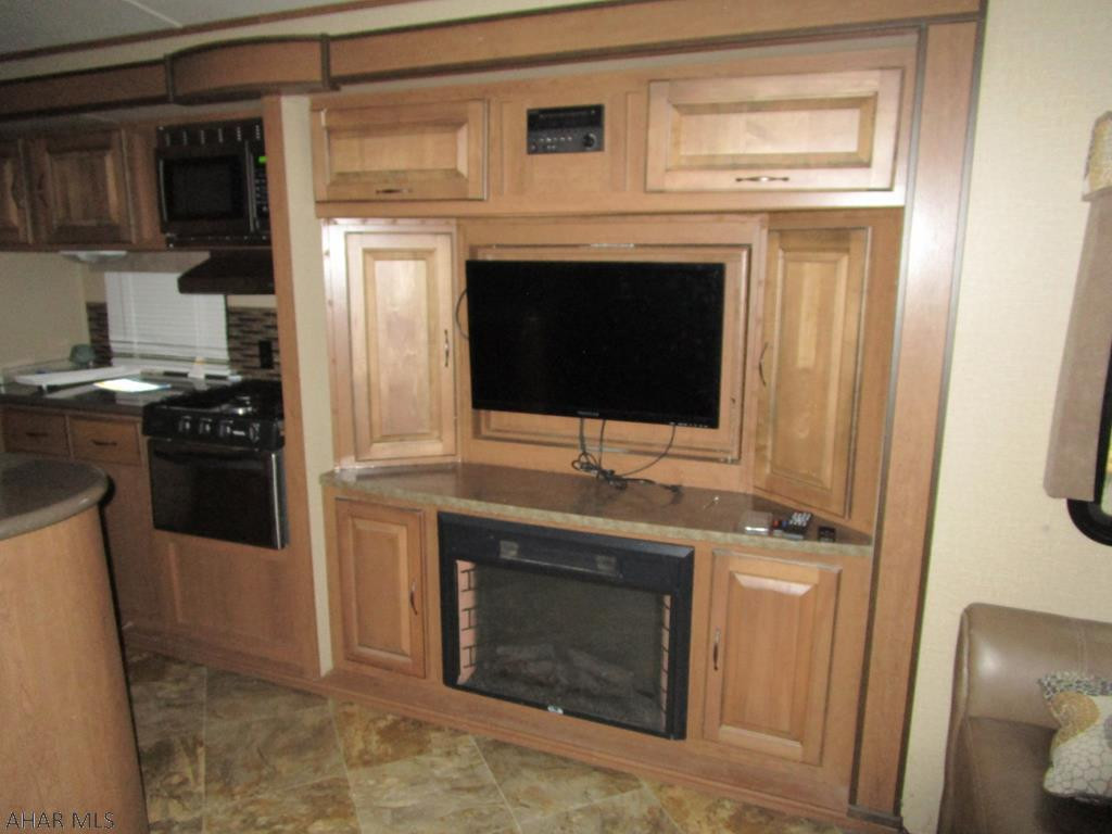 Glendale Yearound - Residential